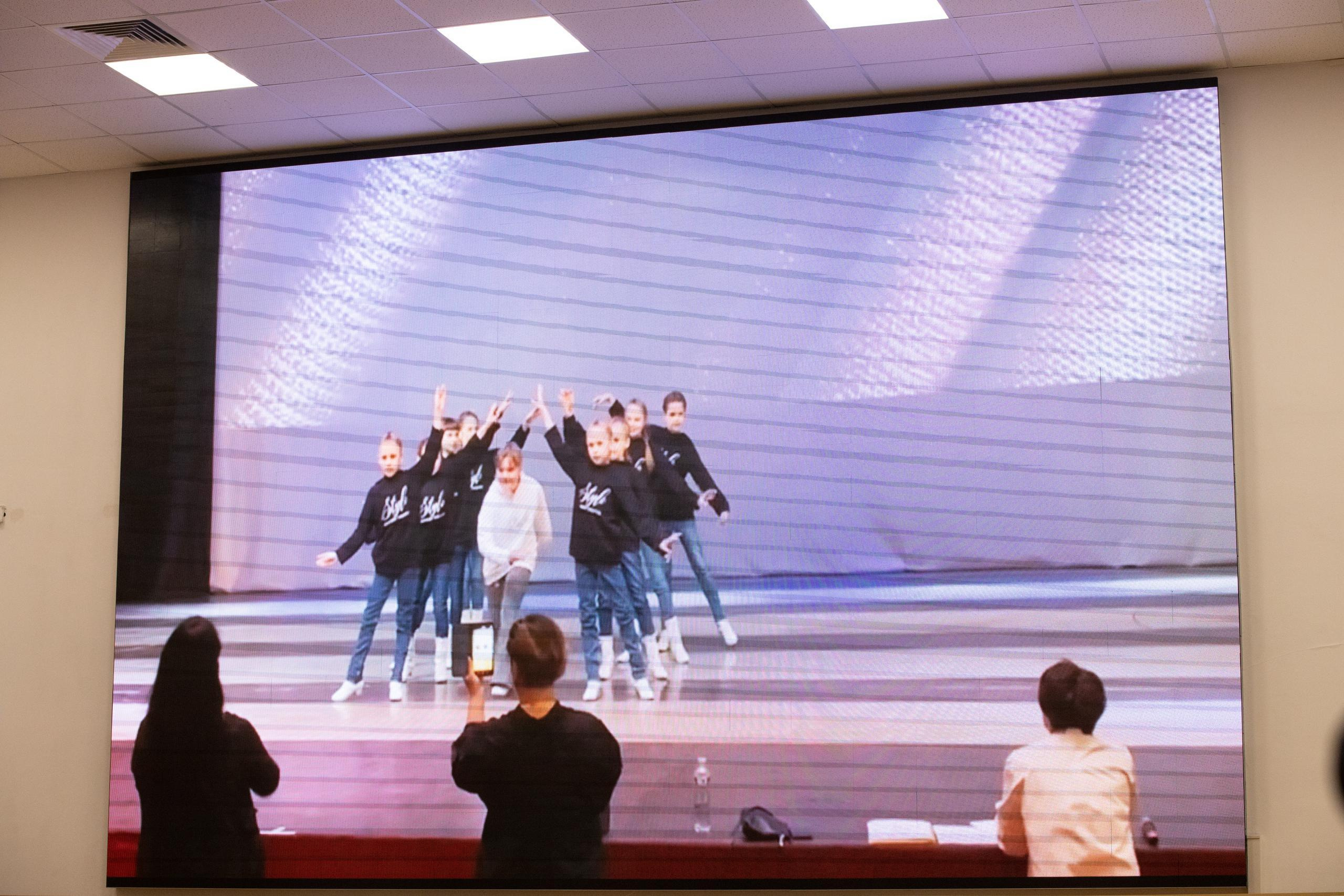 Репортаж 70-200 f2.8 Tamron g2. Показ театр моды «Стиль» («Style» город Тула). Фотограф в Туле Крупский АнДРей. Фотостудия «КАДР71» в Туле