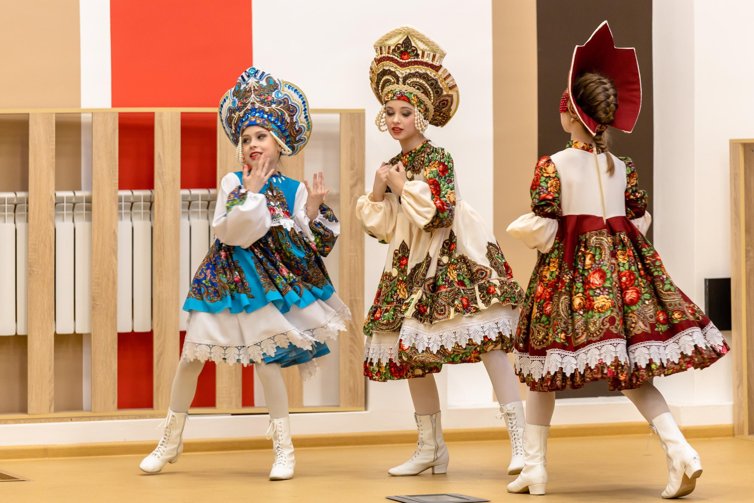 Репортаж 70-200 f2.8 Tamron g2. Показ театр моды «Стиль» («Style» город Тула). Фотограф в Туле Крупский АнДРей. Фотостудия «КАДР71» в Туле