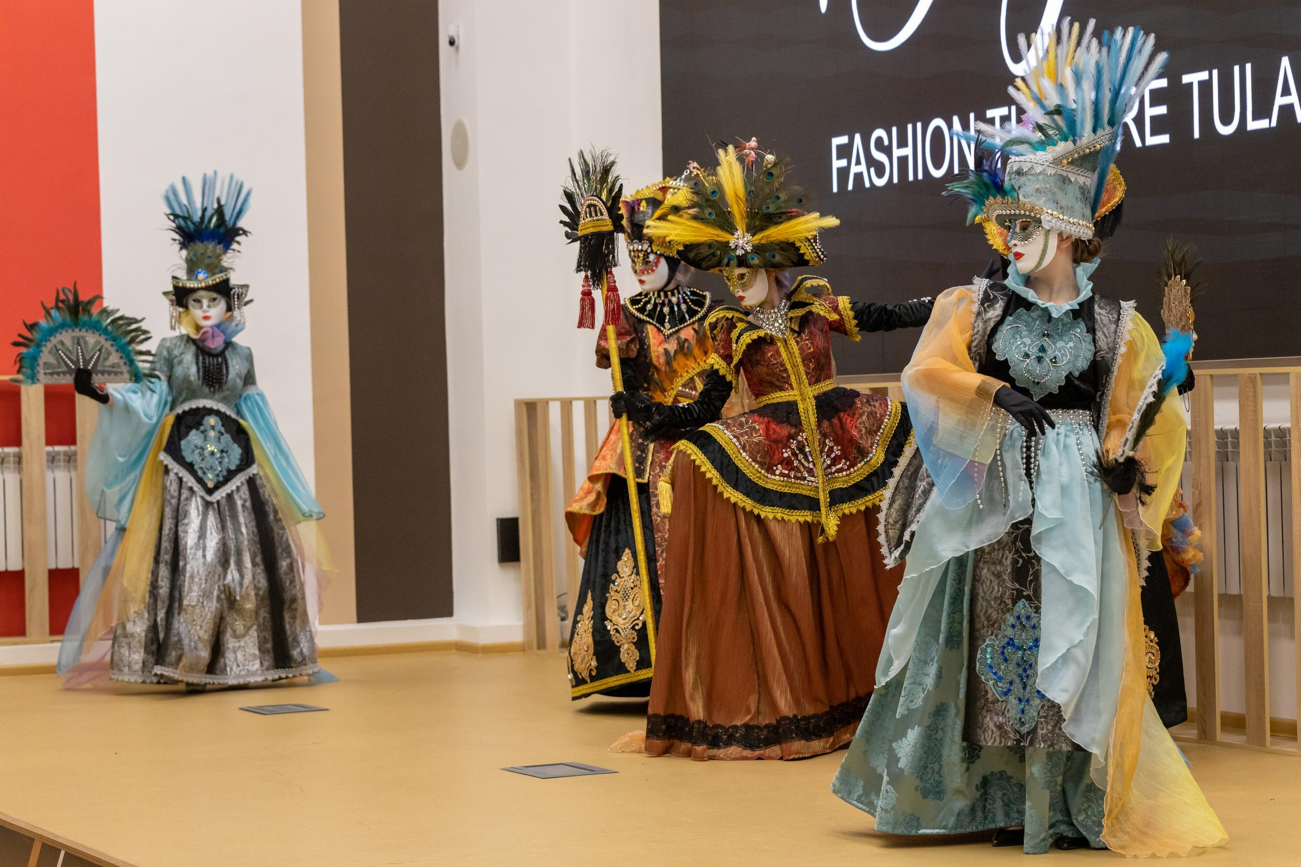 Репортаж 70-200 f2.8 Tamron g2. Показ театр моды «Стиль» («Style» город Тула). Фотограф в Туле Крупский АнДРей. Фотостудия «КАДР71» в Туле