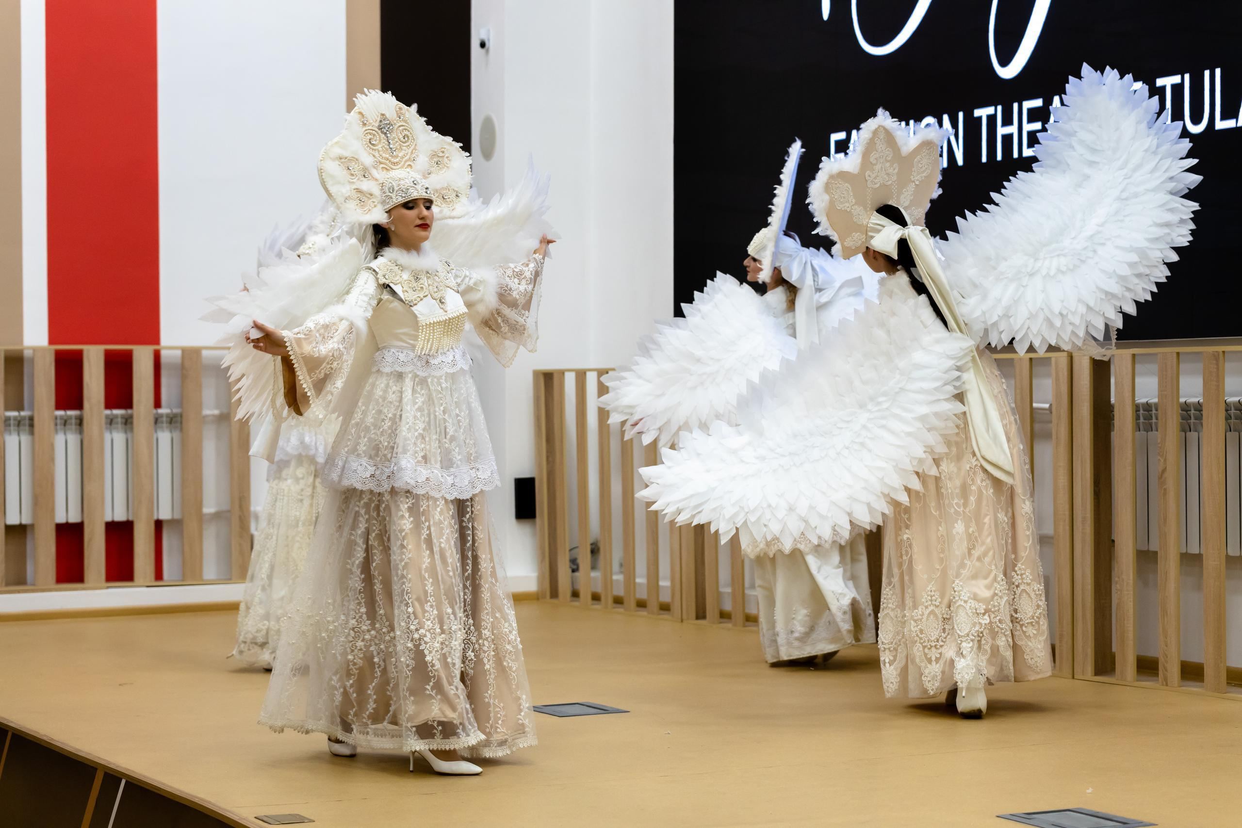 Репортаж 70-200 f2.8 Tamron g2. Показ театр моды «Стиль» («Style» город Тула). Фотограф в Туле Крупский АнДРей. Фотостудия «КАДР71» в Туле