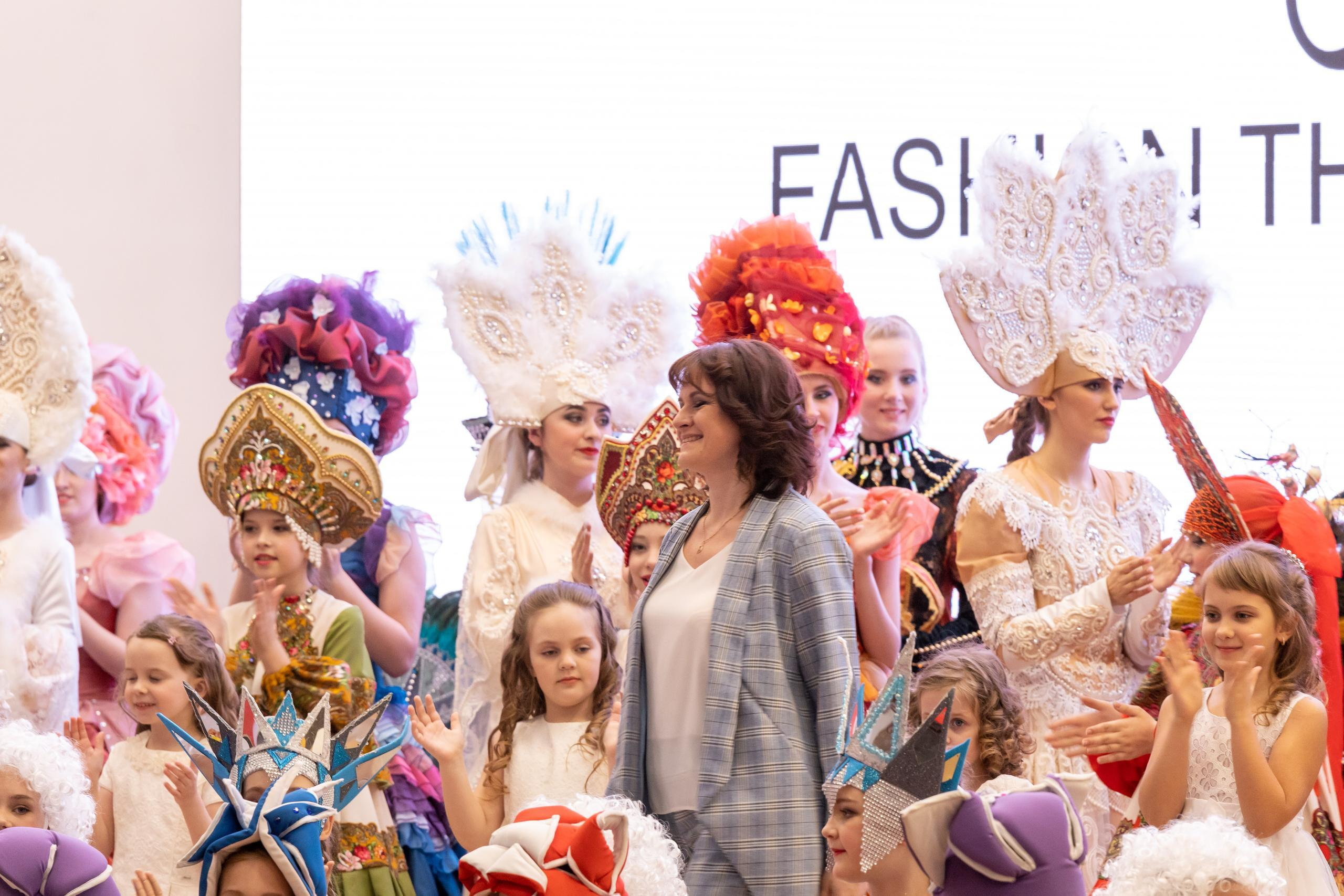 Репортаж 70-200 f2.8 Tamron g2. Показ театр моды «Стиль» («Style» город Тула). Фотограф в Туле Крупский АнДРей. Фотостудия «КАДР71» в Туле