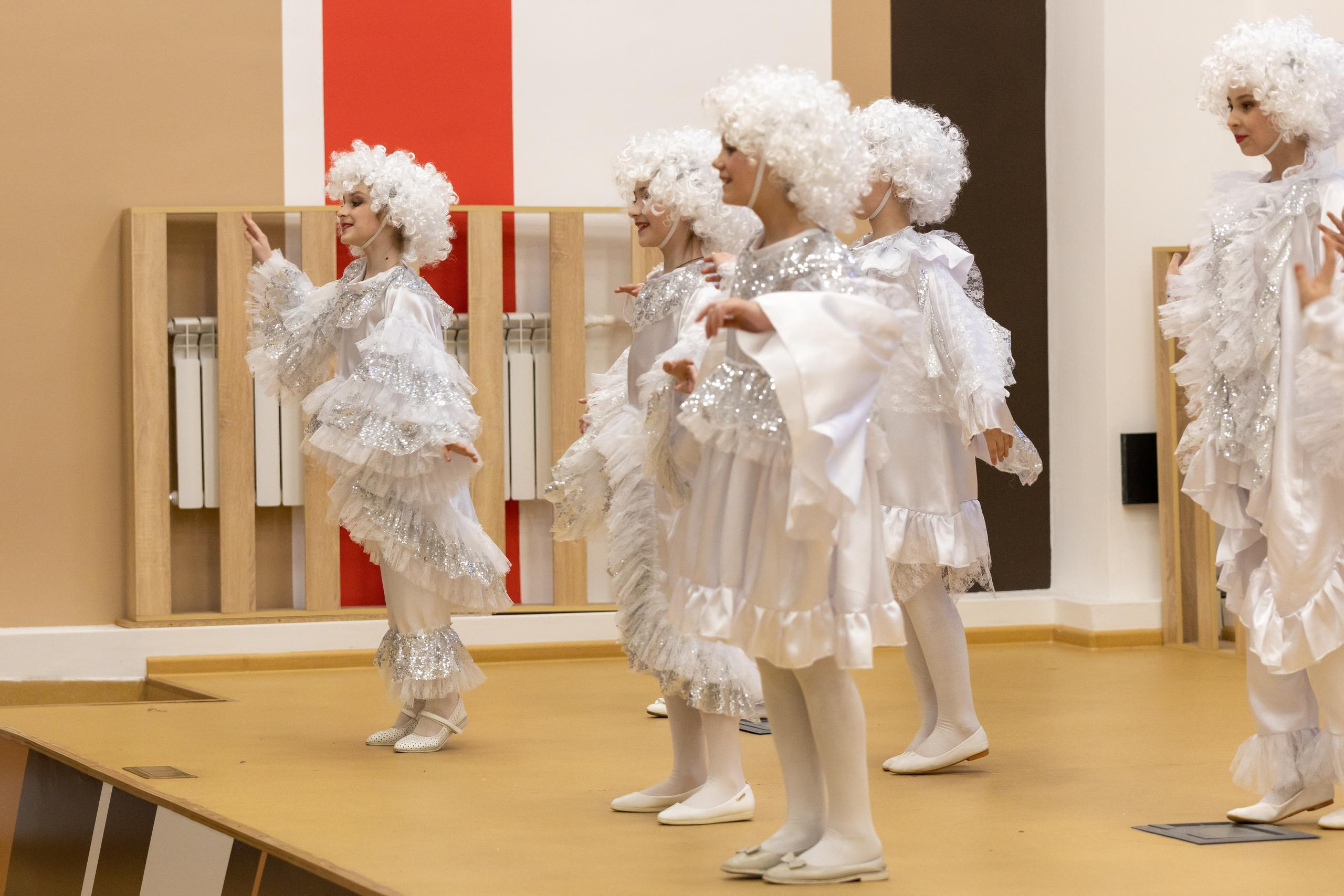 Репортаж 70-200 f2.8 Tamron g2. Показ театр моды «Стиль» («Style» город Тула). Фотограф в Туле Крупский АнДРей. Фотостудия «КАДР71» в Туле