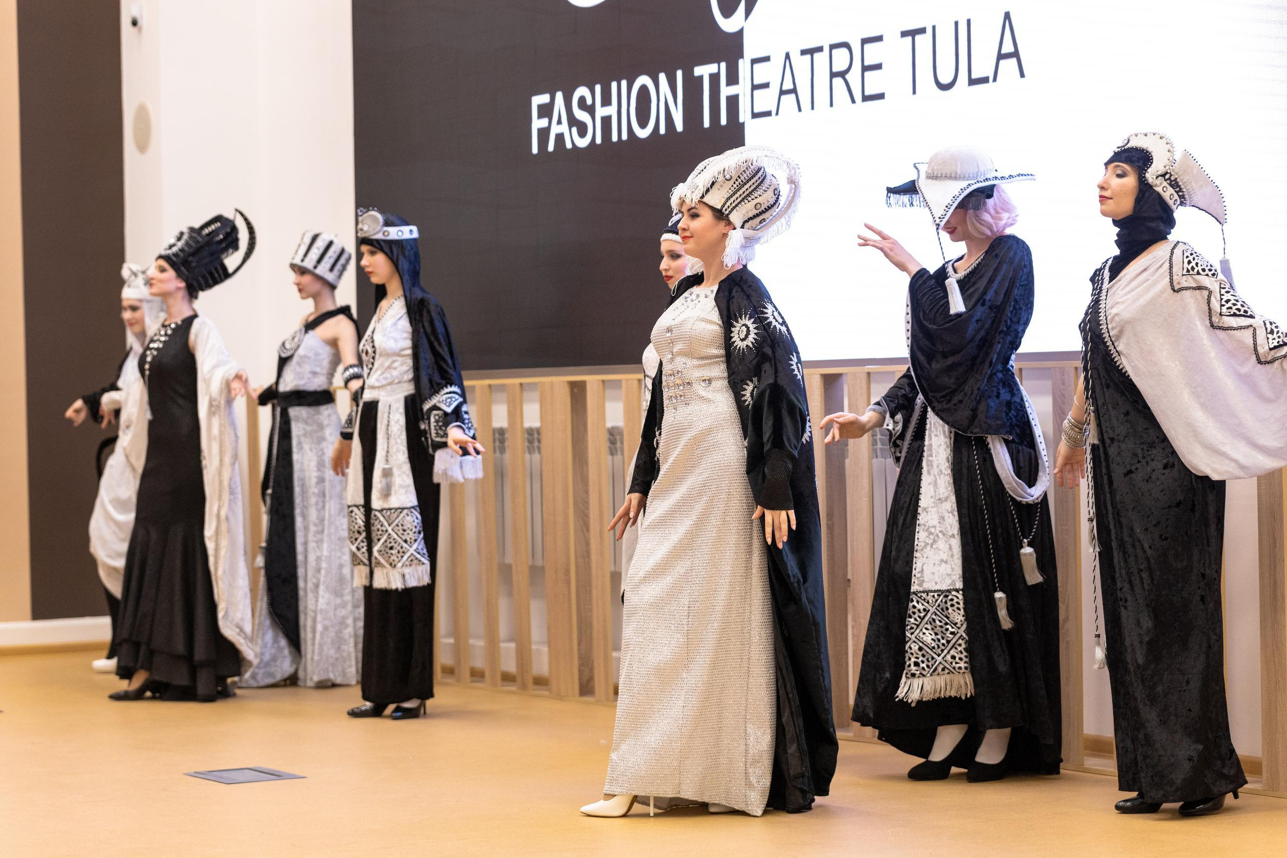 Репортаж 70-200 f2.8 Tamron g2. Показ театр моды «Стиль» («Style» город Тула). Фотограф в Туле Крупский АнДРей. Фотостудия «КАДР71» в Туле