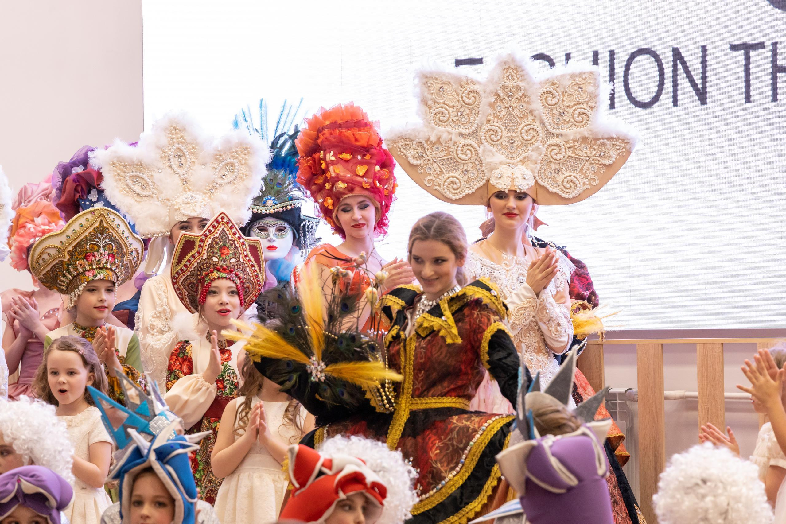 Репортаж 70-200 f2.8 Tamron g2. Показ театр моды «Стиль» («Style» город Тула). Фотограф в Туле Крупский АнДРей. Фотостудия «КАДР71» в Туле