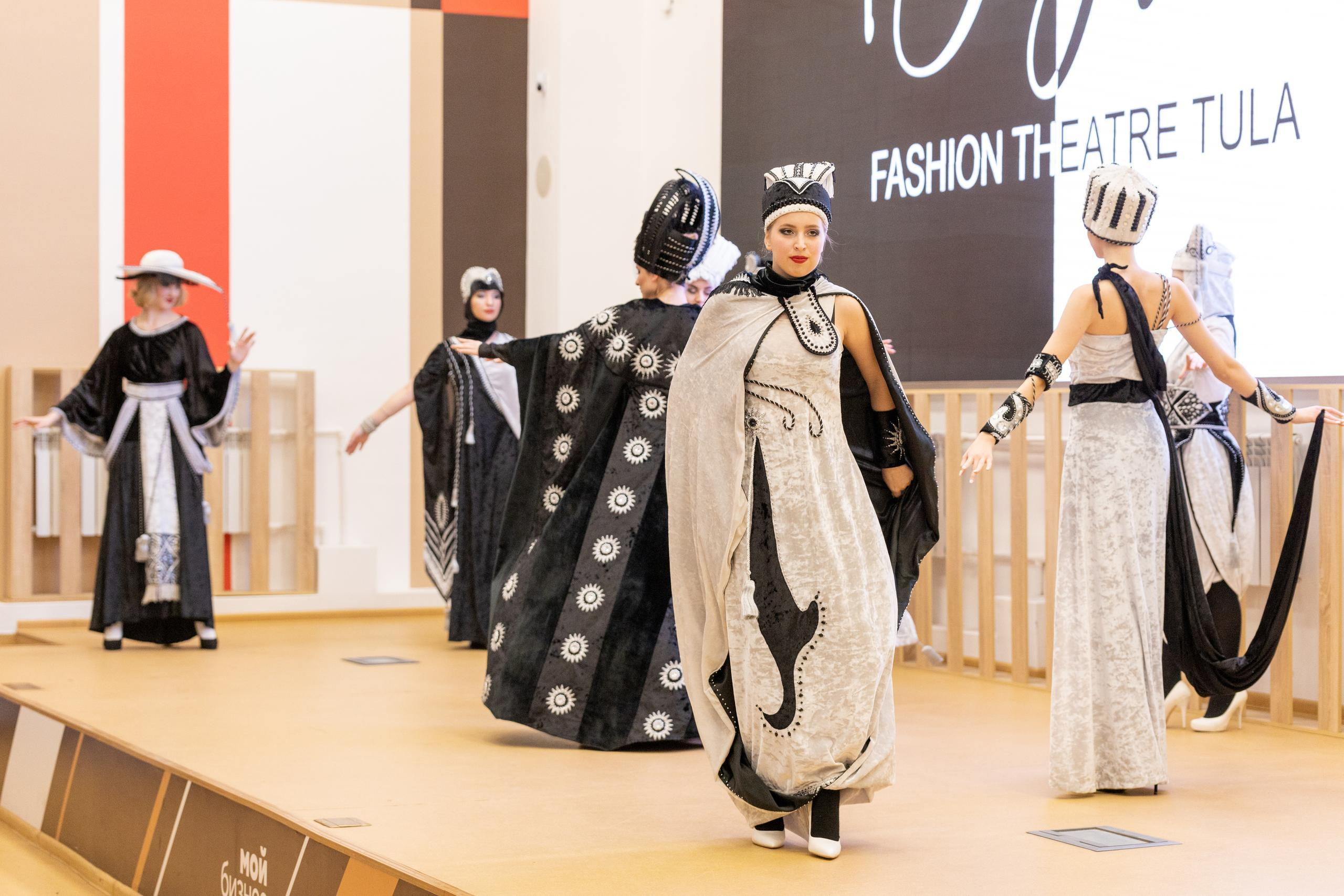 Репортаж 70-200 f2.8 Tamron g2. Показ театр моды «Стиль» («Style» город Тула). Фотограф в Туле Крупский АнДРей. Фотостудия «КАДР71» в Туле