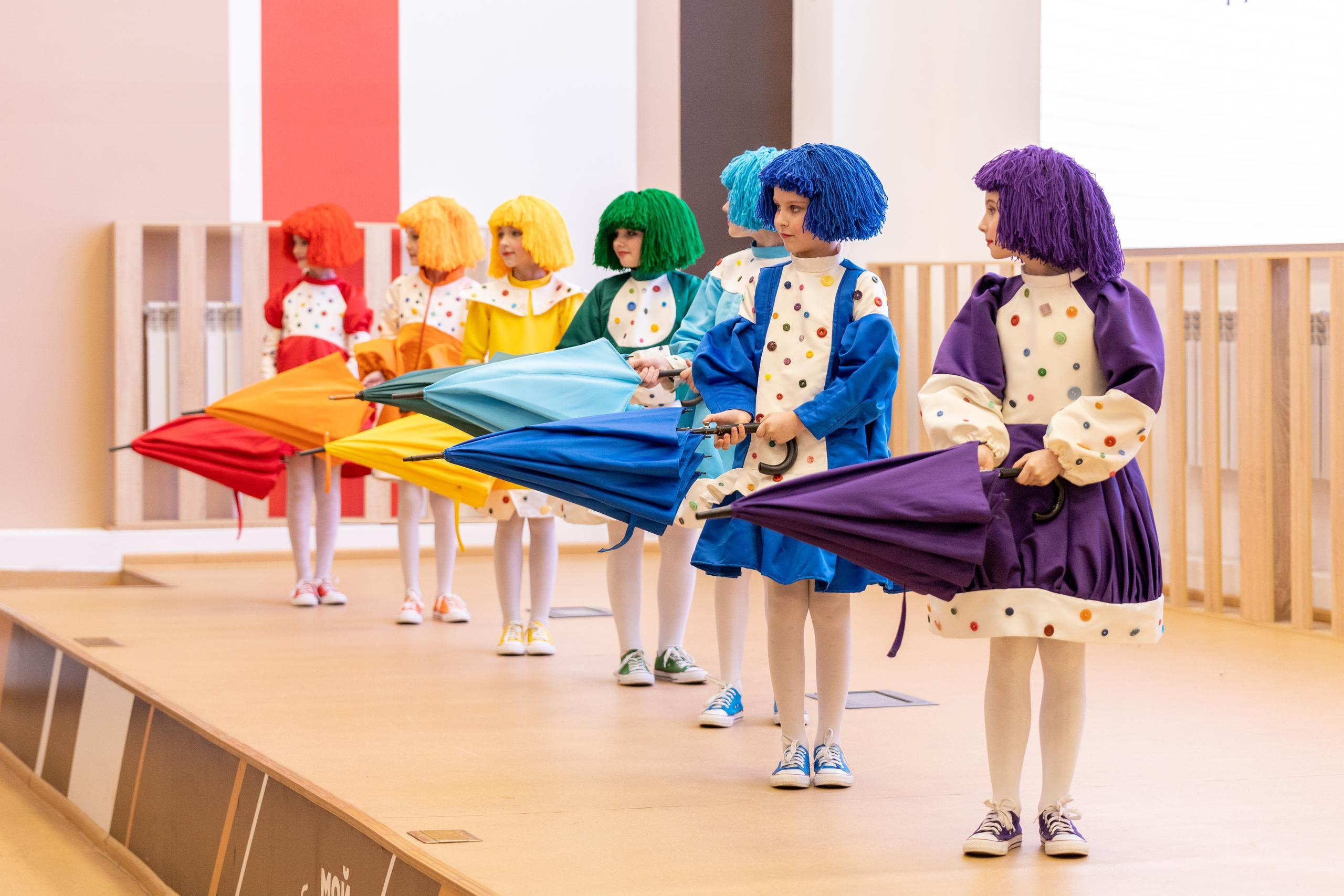 Репортаж 70-200 f2.8 Tamron g2. Показ театр моды «Стиль» («Style» город Тула). Фотограф в Туле Крупский АнДРей. Фотостудия «КАДР71» в Туле