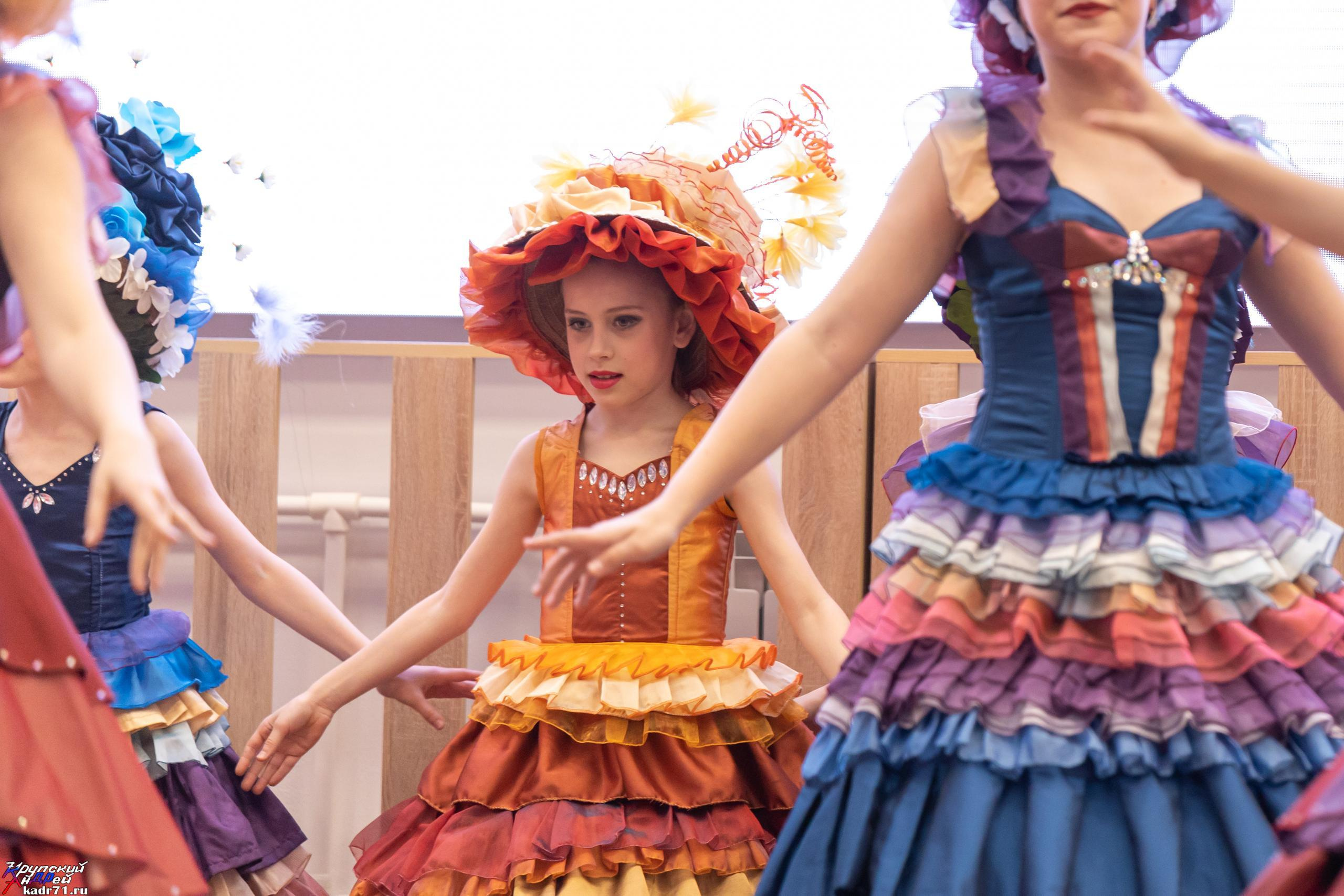 Репортаж 70-200 f2.8 Tamron g2. Показ театр моды «Стиль» («Style» город Тула). Фотограф в Туле Крупский АнДРей. Фотостудия «КАДР71» в Туле