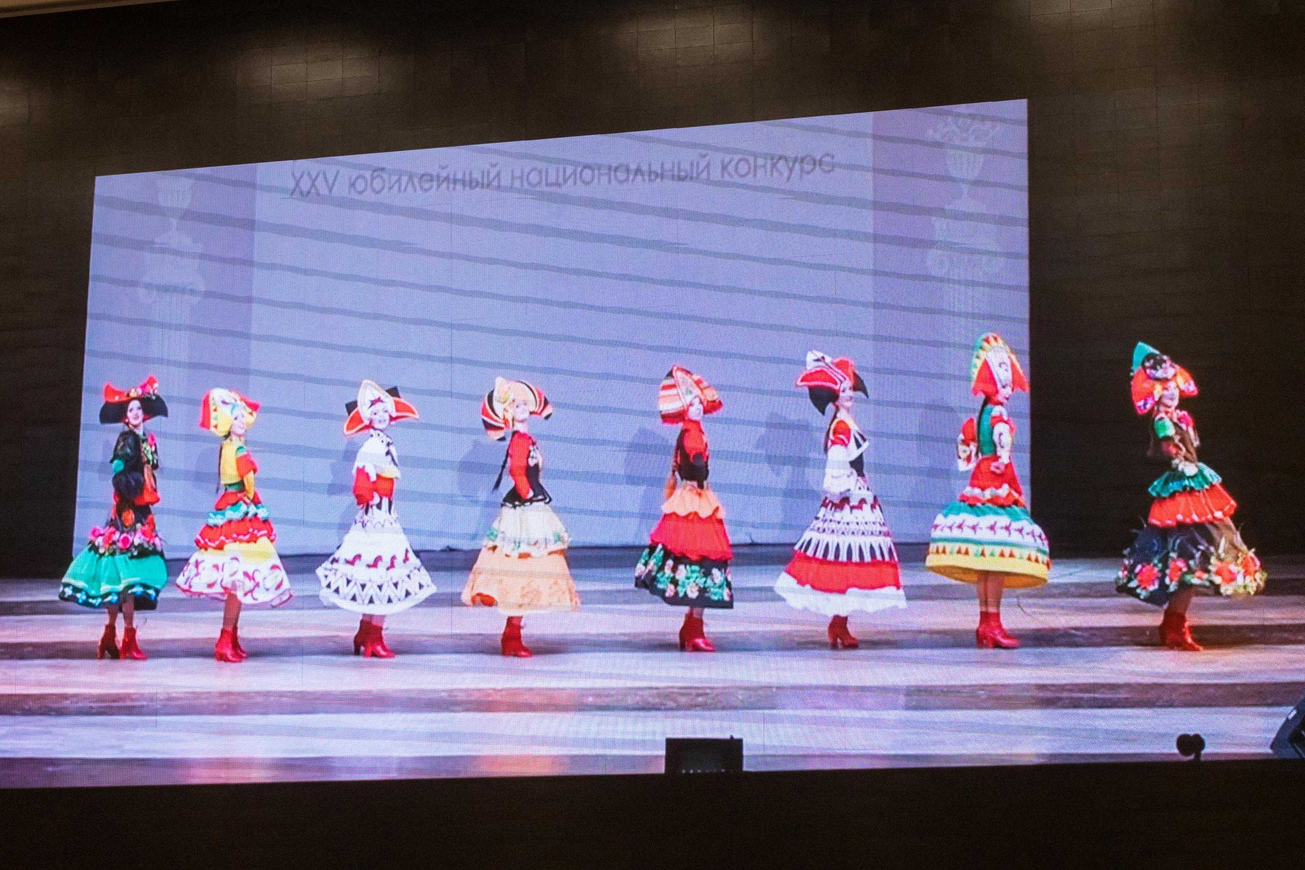 Репортаж 70-200 f2.8 Tamron g2. Показ театр моды «Стиль» («Style» город Тула). Фотограф в Туле Крупский АнДРей. Фотостудия «КАДР71» в Туле