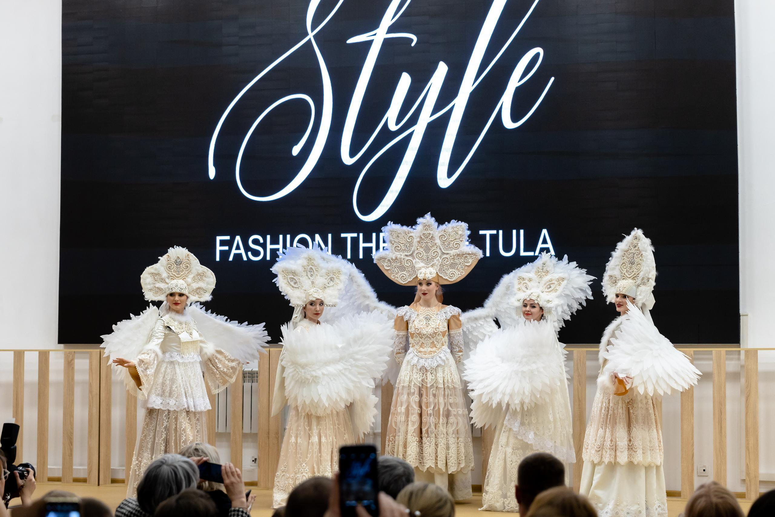 Репортаж 70-200 f2.8 Tamron g2. Показ театр моды «Стиль» («Style» город Тула). Фотограф в Туле Крупский АнДРей. Фотостудия «КАДР71» в Туле