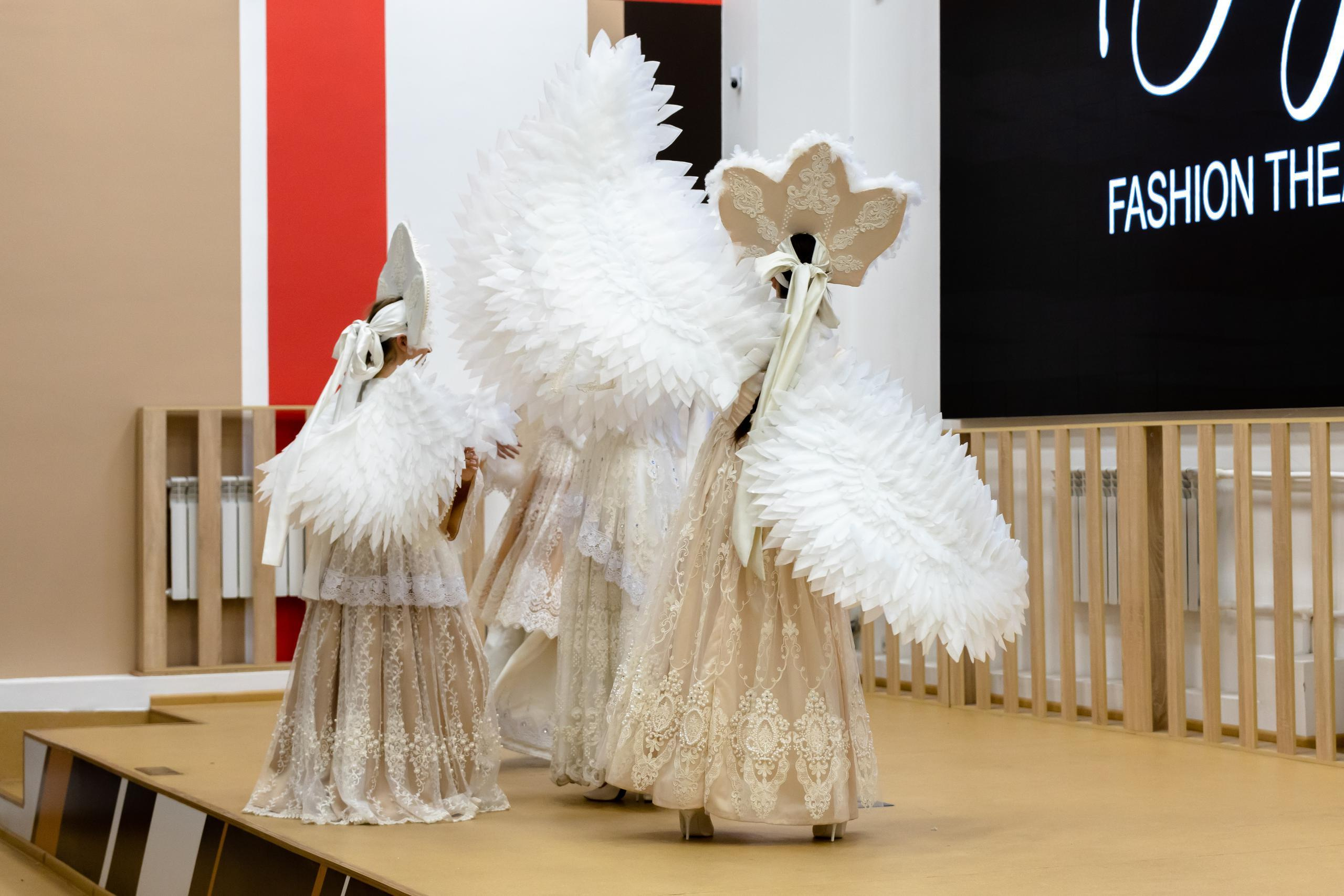 Репортаж 70-200 f2.8 Tamron g2. Показ театр моды «Стиль» («Style» город Тула). Фотограф в Туле Крупский АнДРей. Фотостудия «КАДР71» в Туле