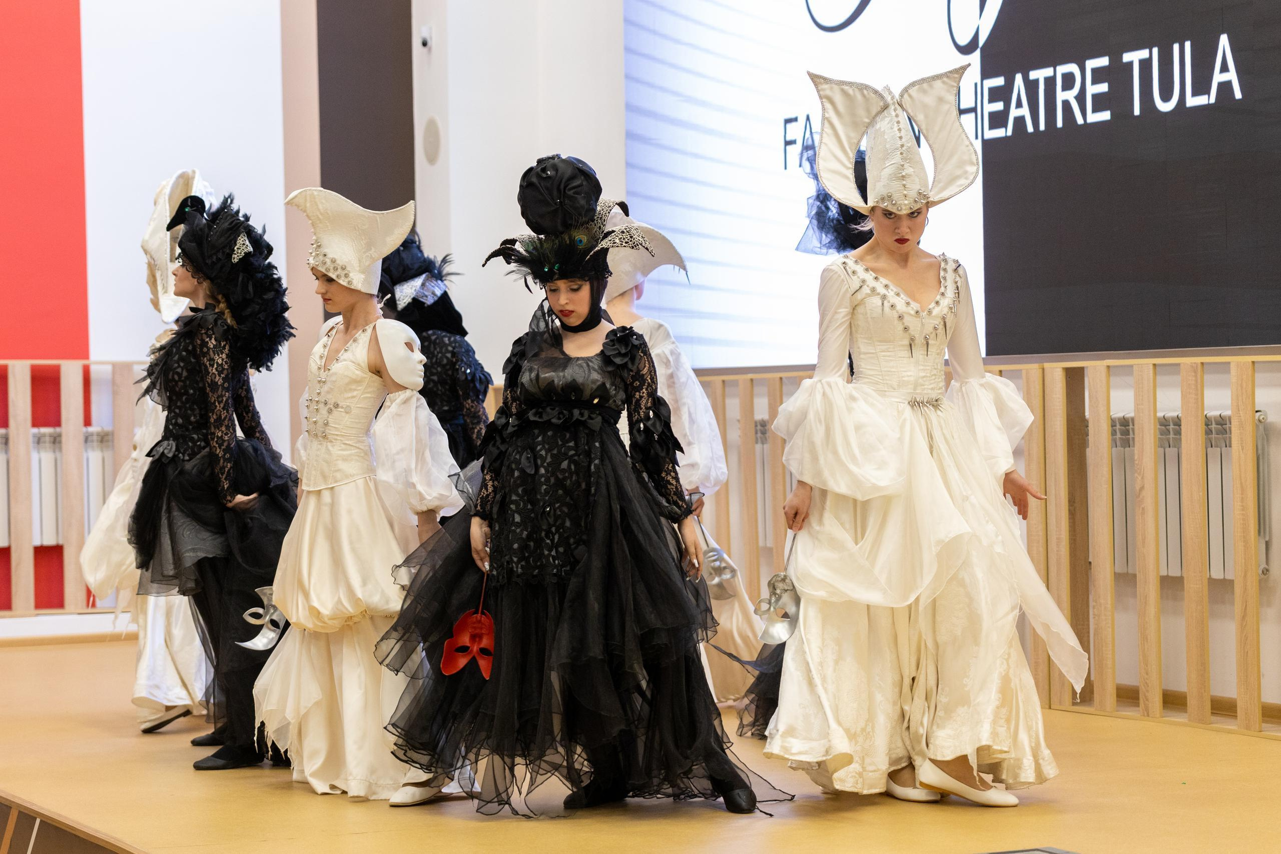 Репортаж 70-200 f2.8 Tamron g2. Показ театр моды «Стиль» («Style» город Тула). Фотограф в Туле Крупский АнДРей. Фотостудия «КАДР71» в Туле