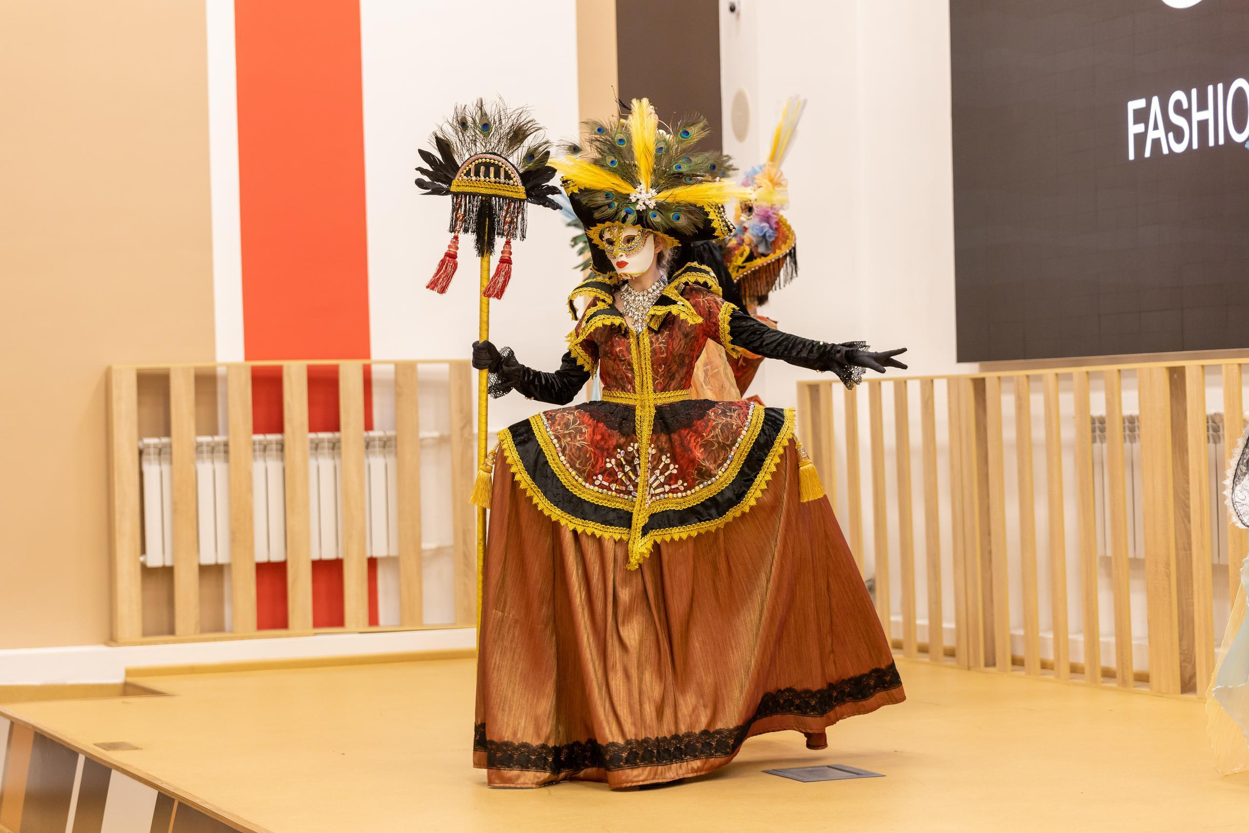 Репортаж 70-200 f2.8 Tamron g2. Показ театр моды «Стиль» («Style» город Тула). Фотограф в Туле Крупский АнДРей. Фотостудия «КАДР71» в Туле