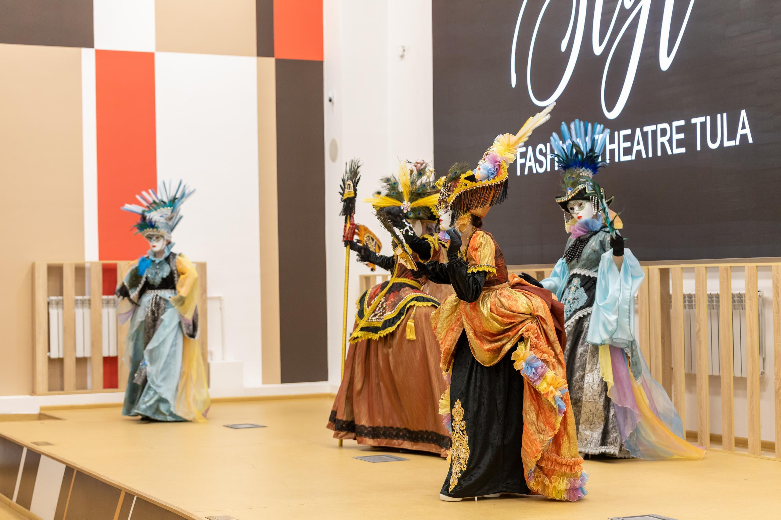 Репортаж 70-200 f2.8 Tamron g2. Показ театр моды «Стиль» («Style» город Тула). Фотограф в Туле Крупский АнДРей. Фотостудия «КАДР71» в Туле