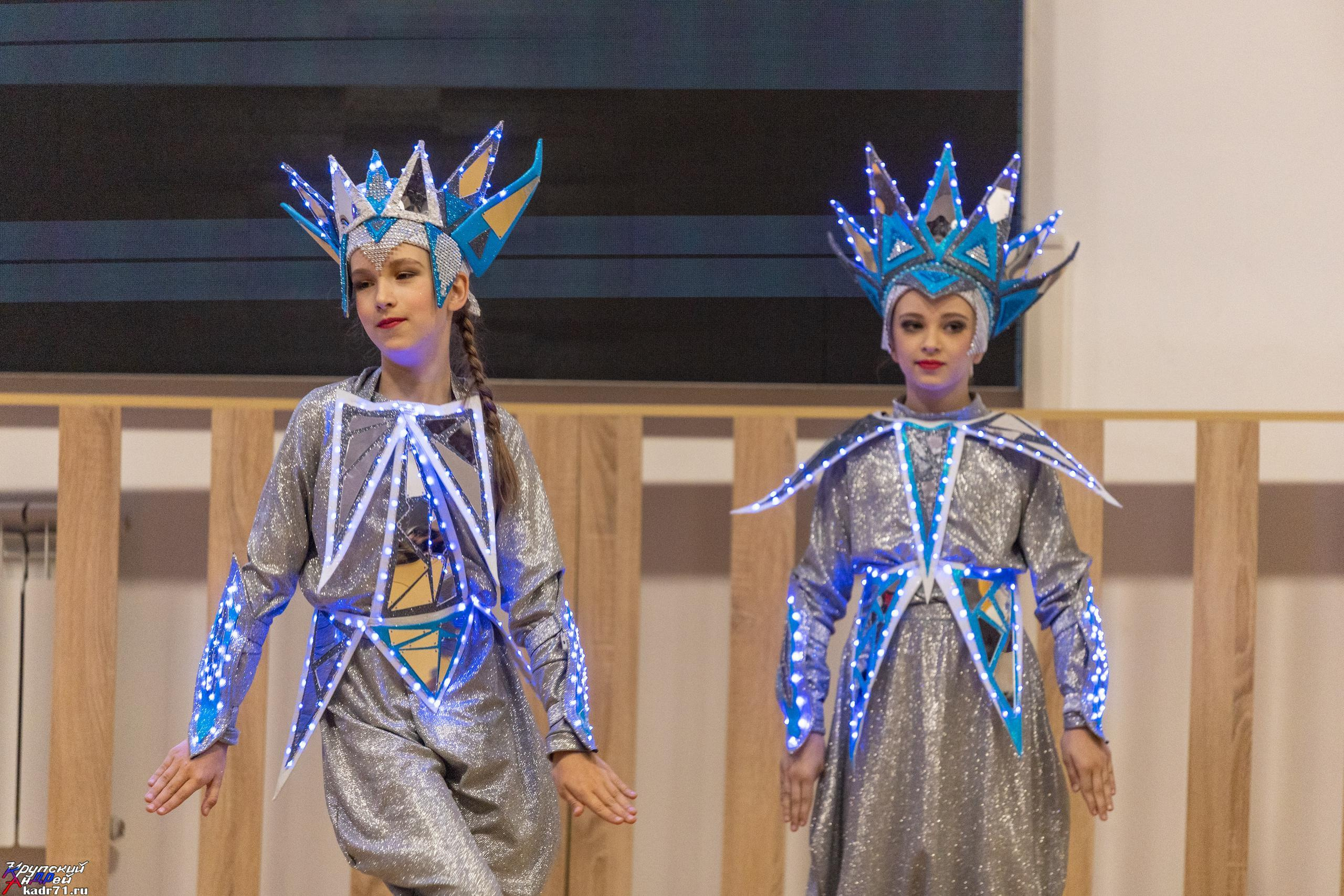 Репортаж 70-200 f2.8 Tamron g2. Показ театр моды «Стиль» («Style» город Тула). Фотограф в Туле Крупский АнДРей. Фотостудия «КАДР71» в Туле