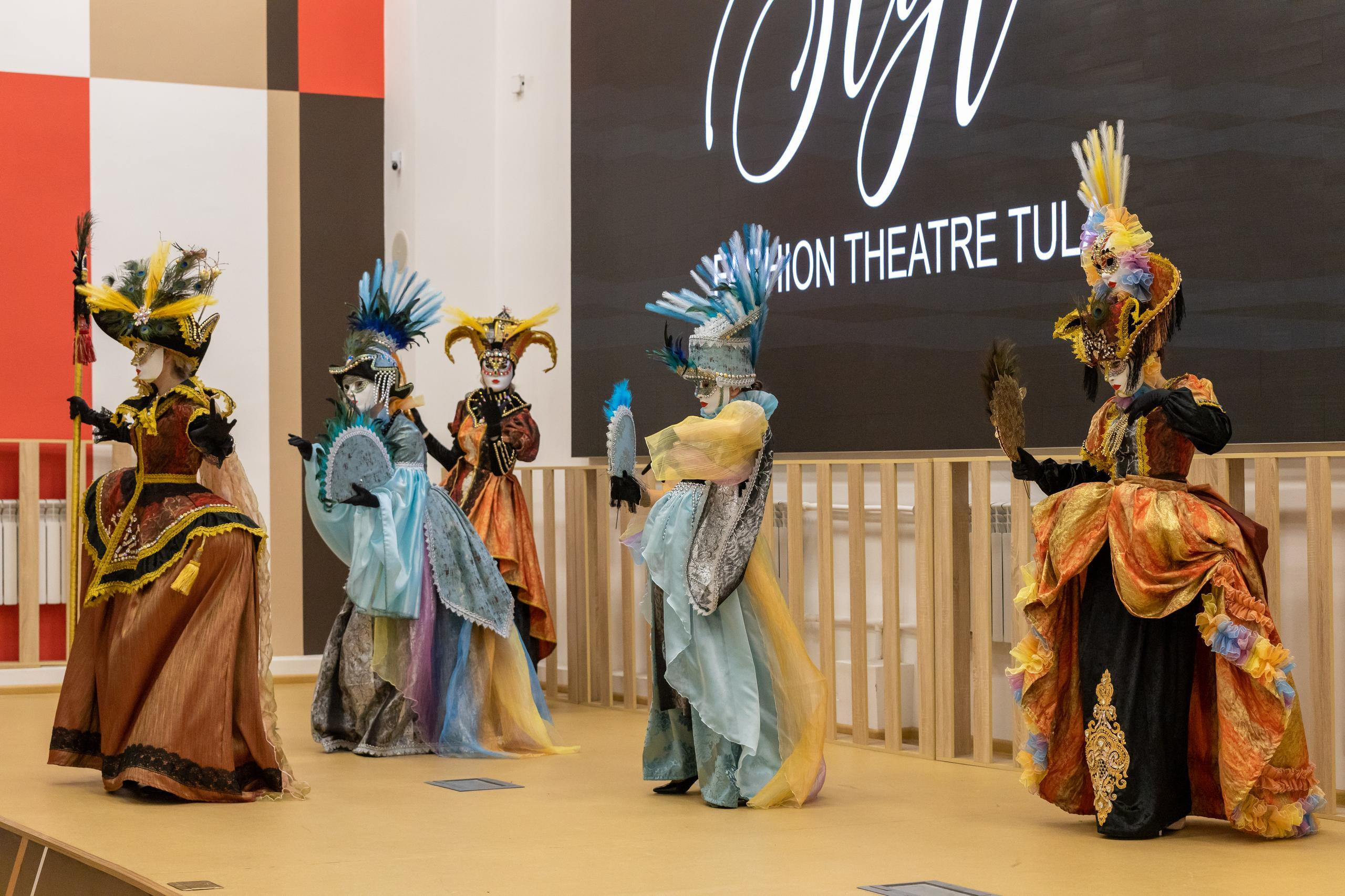 Репортаж 70-200 f2.8 Tamron g2. Показ театр моды «Стиль» («Style» город Тула). Фотограф в Туле Крупский АнДРей. Фотостудия «КАДР71» в Туле