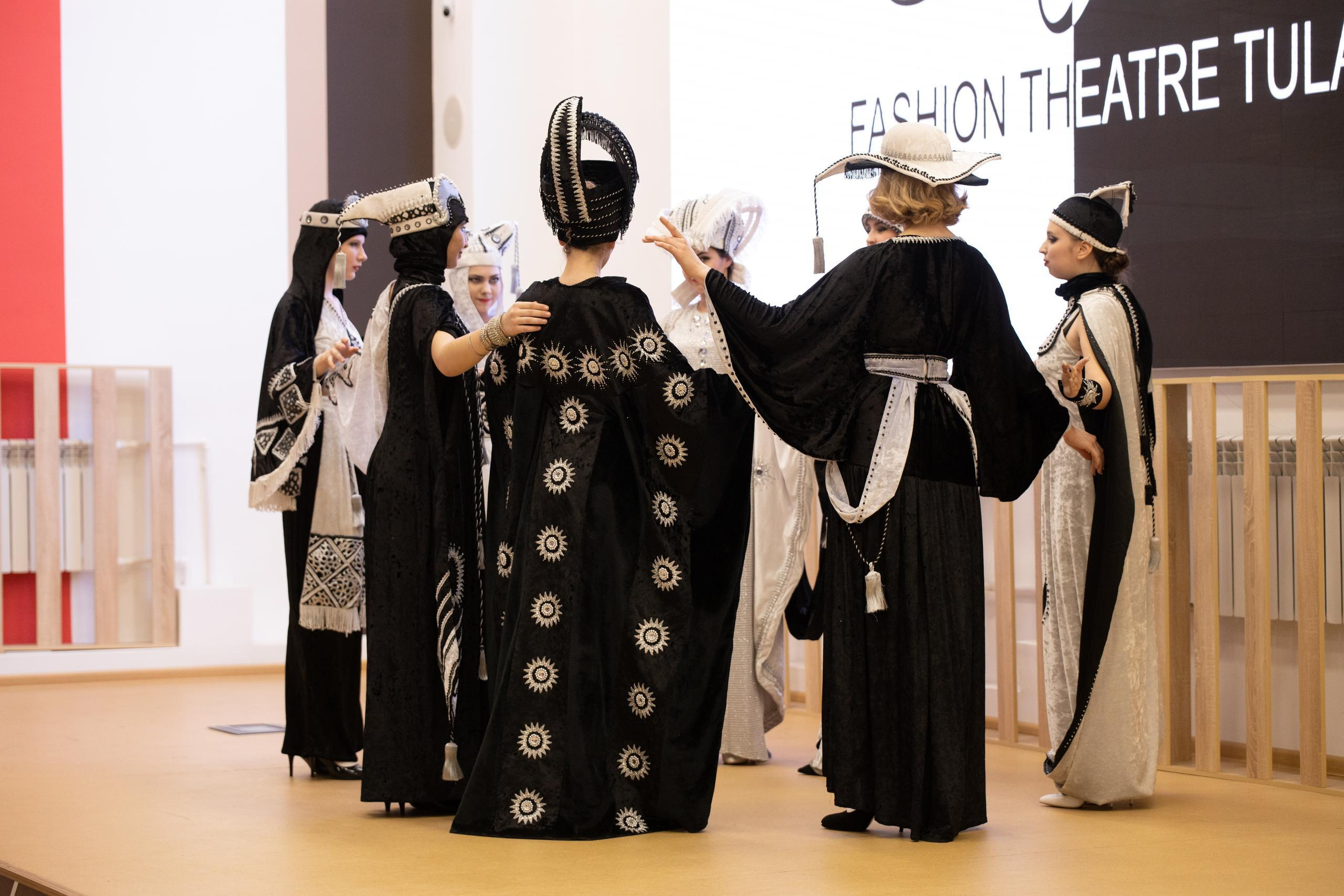 Репортаж 70-200 f2.8 Tamron g2. Показ театр моды «Стиль» («Style» город Тула). Фотограф в Туле Крупский АнДРей. Фотостудия «КАДР71» в Туле