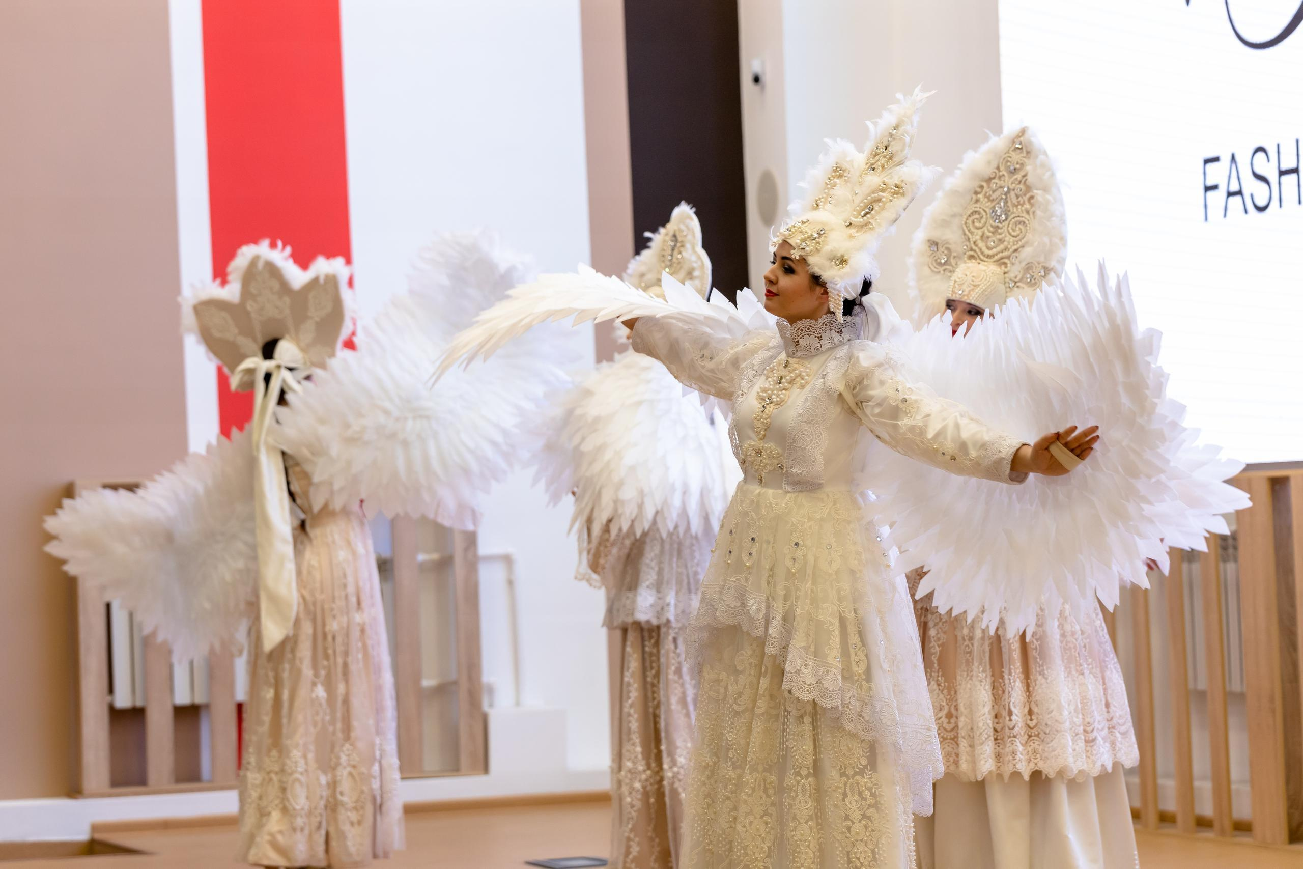 Репортаж 70-200 f2.8 Tamron g2. Показ театр моды «Стиль» («Style» город Тула). Фотограф в Туле Крупский АнДРей. Фотостудия «КАДР71» в Туле