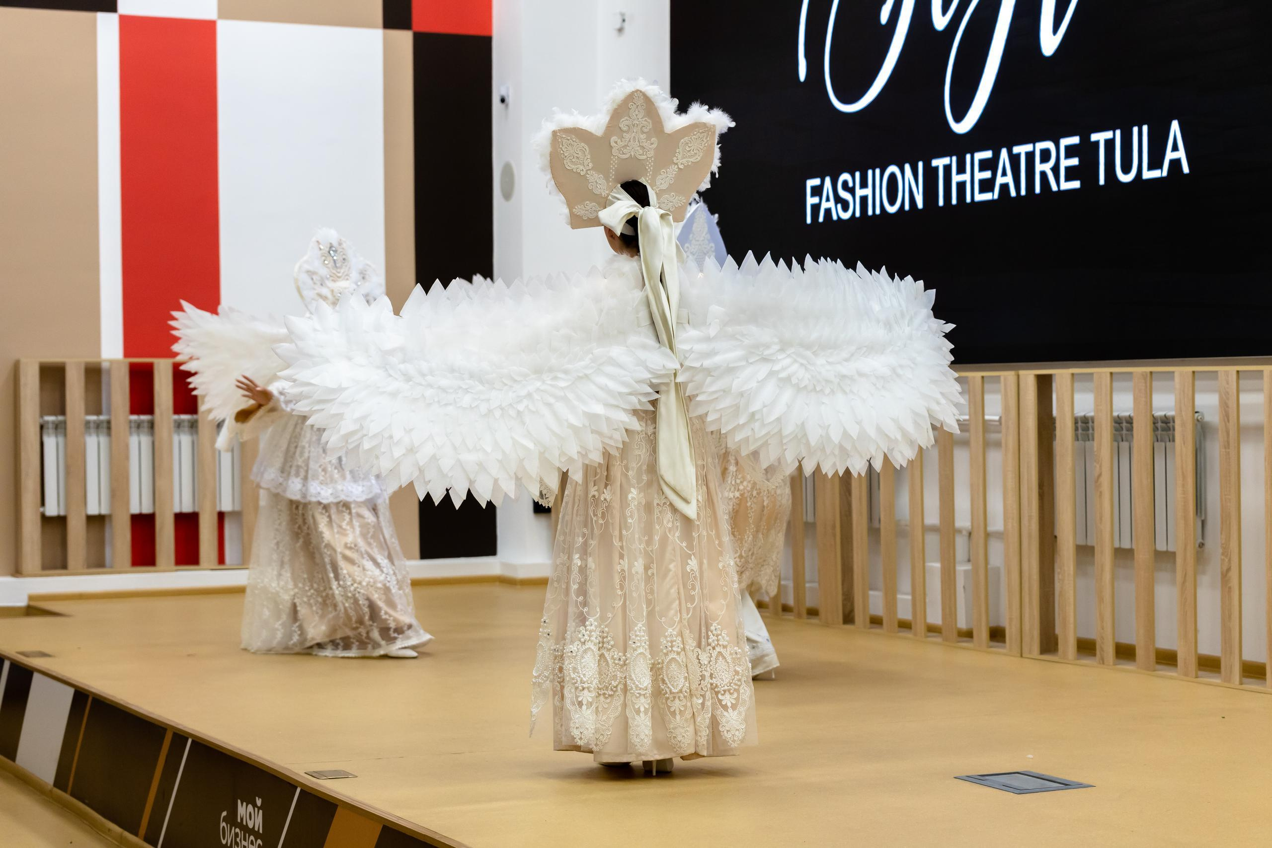 Репортаж 70-200 f2.8 Tamron g2. Показ театр моды «Стиль» («Style» город Тула). Фотограф в Туле Крупский АнДРей. Фотостудия «КАДР71» в Туле