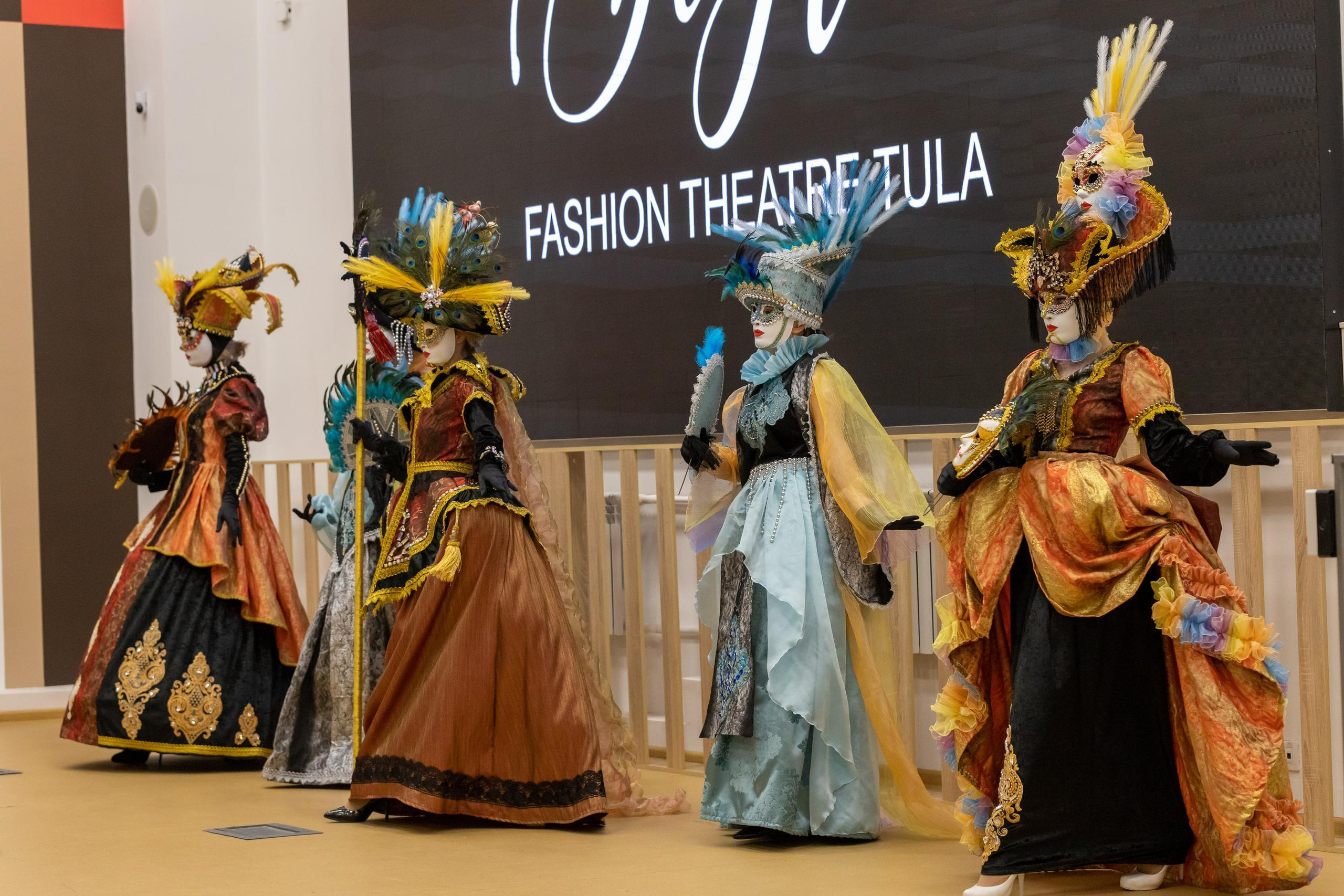 Репортаж 70-200 f2.8 Tamron g2. Показ театр моды «Стиль» («Style» город Тула). Фотограф в Туле Крупский АнДРей. Фотостудия «КАДР71» в Туле