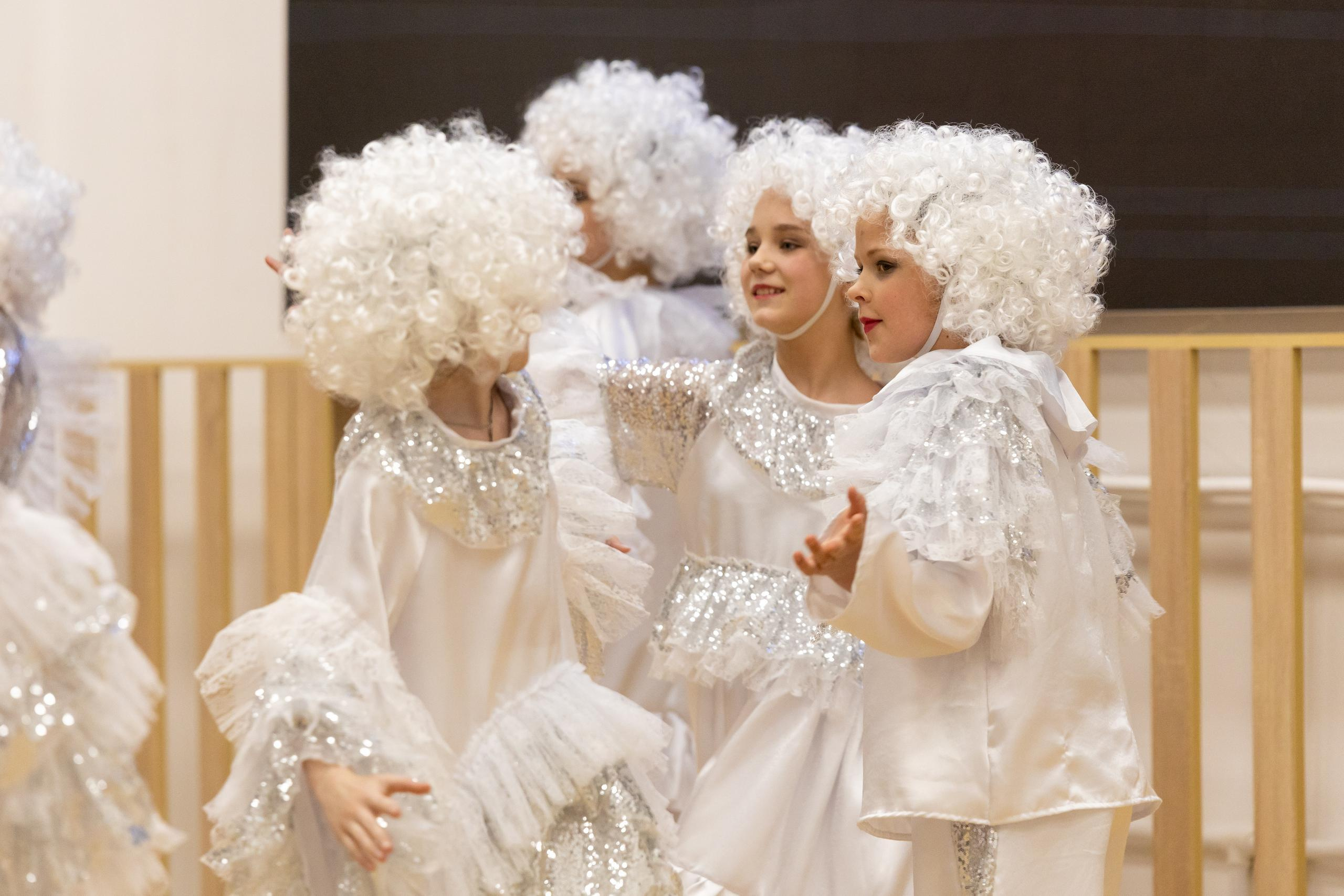 Репортаж 70-200 f2.8 Tamron g2. Показ театр моды «Стиль» («Style» город Тула). Фотограф в Туле Крупский АнДРей. Фотостудия «КАДР71» в Туле