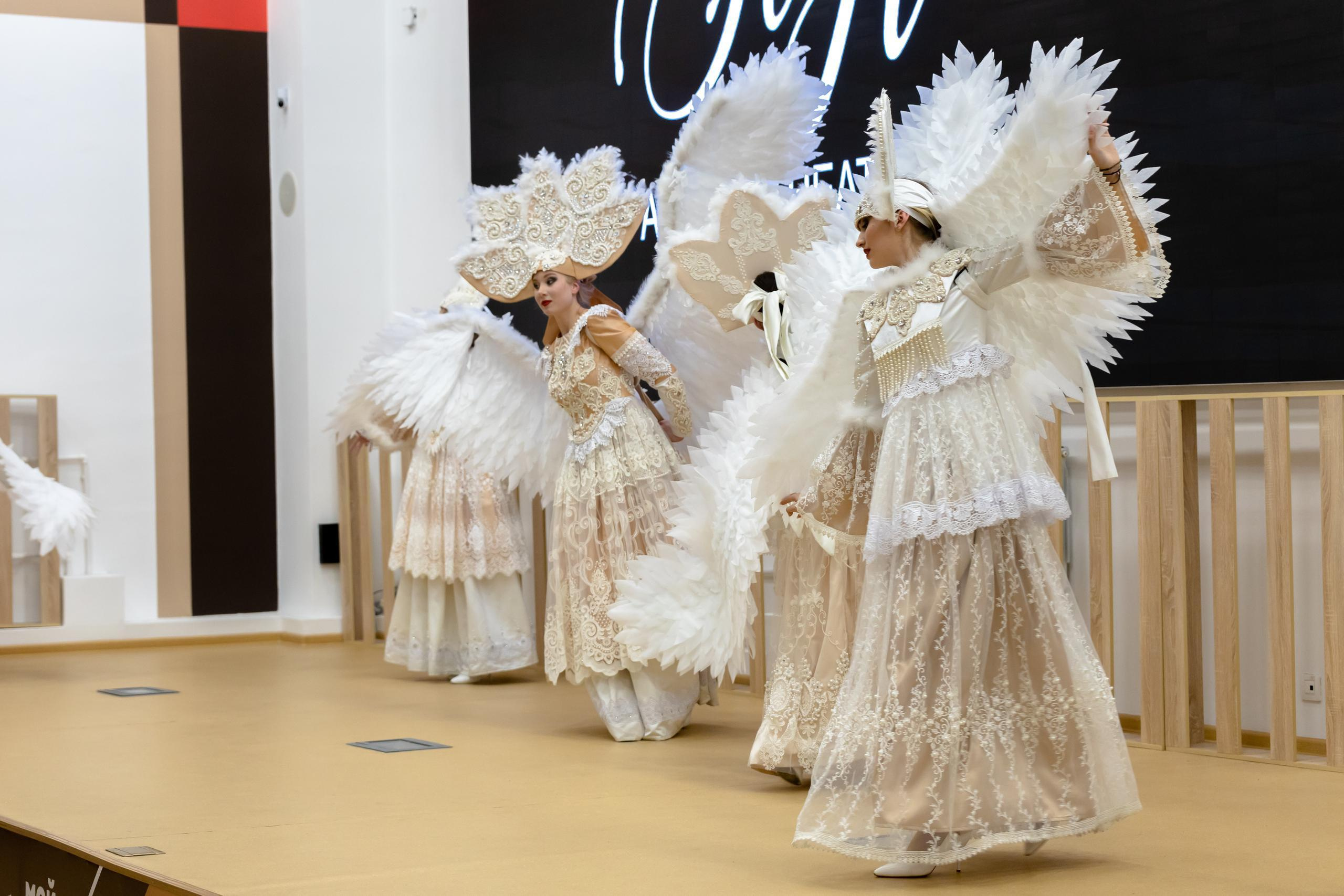 Репортаж 70-200 f2.8 Tamron g2. Показ театр моды «Стиль» («Style» город Тула). Фотограф в Туле Крупский АнДРей. Фотостудия «КАДР71» в Туле