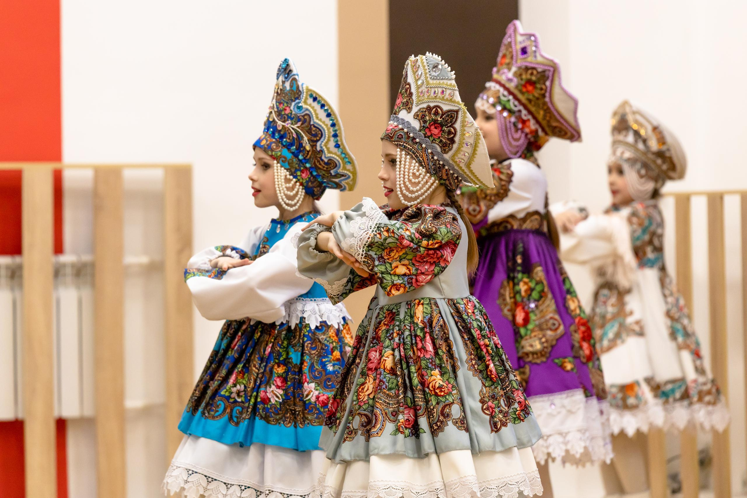 Репортаж 70-200 f2.8 Tamron g2. Показ театр моды «Стиль» («Style» город Тула). Фотограф в Туле Крупский АнДРей. Фотостудия «КАДР71» в Туле