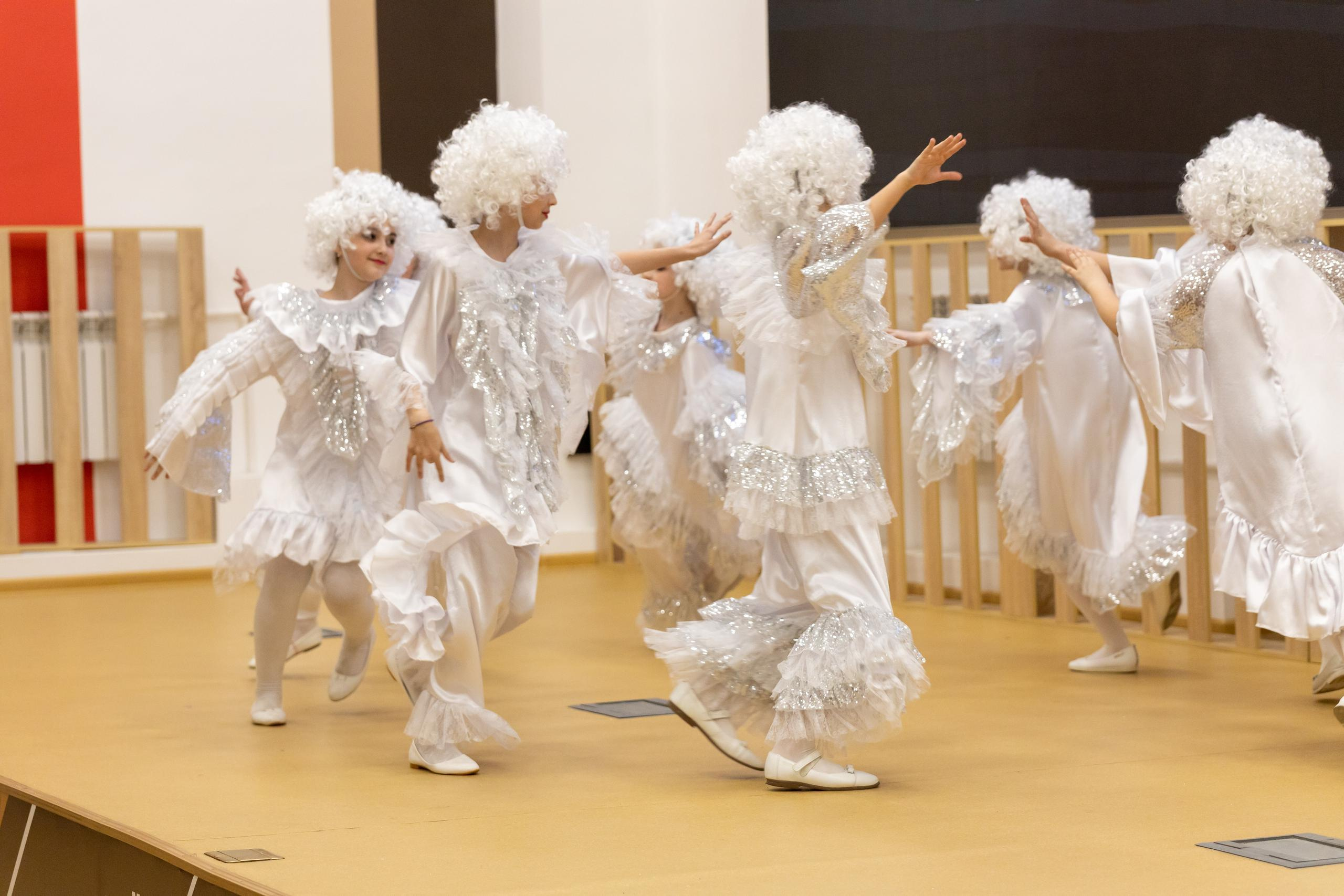 Репортаж 70-200 f2.8 Tamron g2. Показ театр моды «Стиль» («Style» город Тула). Фотограф в Туле Крупский АнДРей. Фотостудия «КАДР71» в Туле