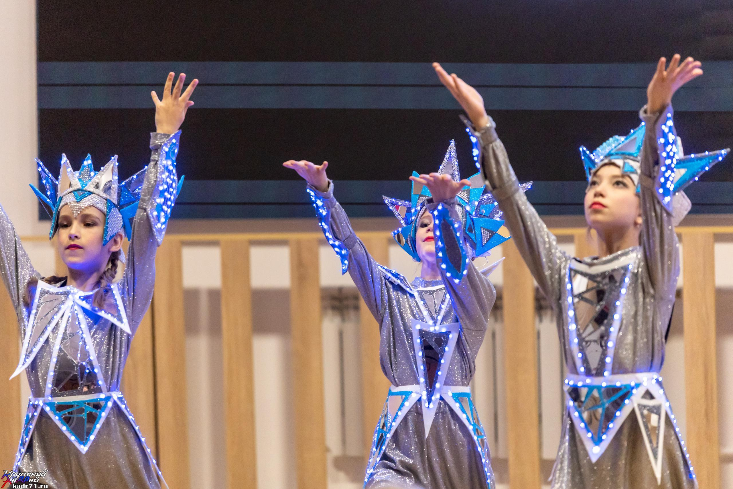 Репортаж 70-200 f2.8 Tamron g2. Показ театр моды «Стиль» («Style» город Тула). Фотограф в Туле Крупский АнДРей. Фотостудия «КАДР71» в Туле