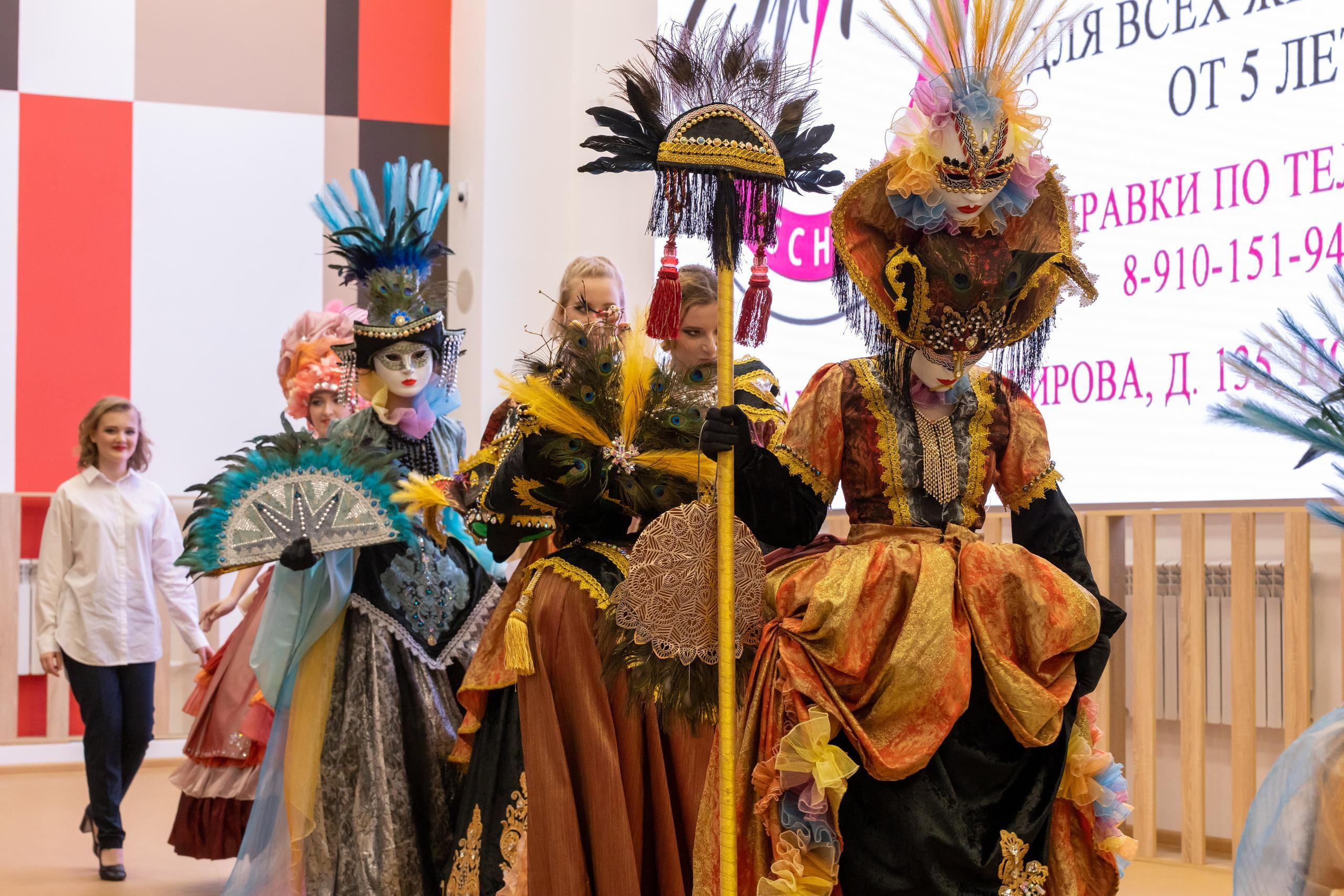 Репортаж 70-200 f2.8 Tamron g2. Показ театр моды «Стиль» («Style» город Тула). Фотограф в Туле Крупский АнДРей. Фотостудия «КАДР71» в Туле