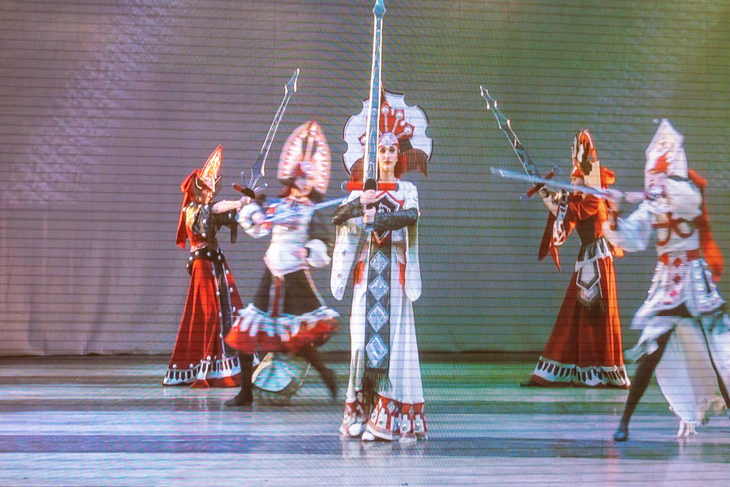 Репортаж 70-200 f2.8 Tamron g2. Показ театр моды «Стиль» («Style» город Тула). Фотограф в Туле Крупский АнДРей. Фотостудия «КАДР71» в Туле