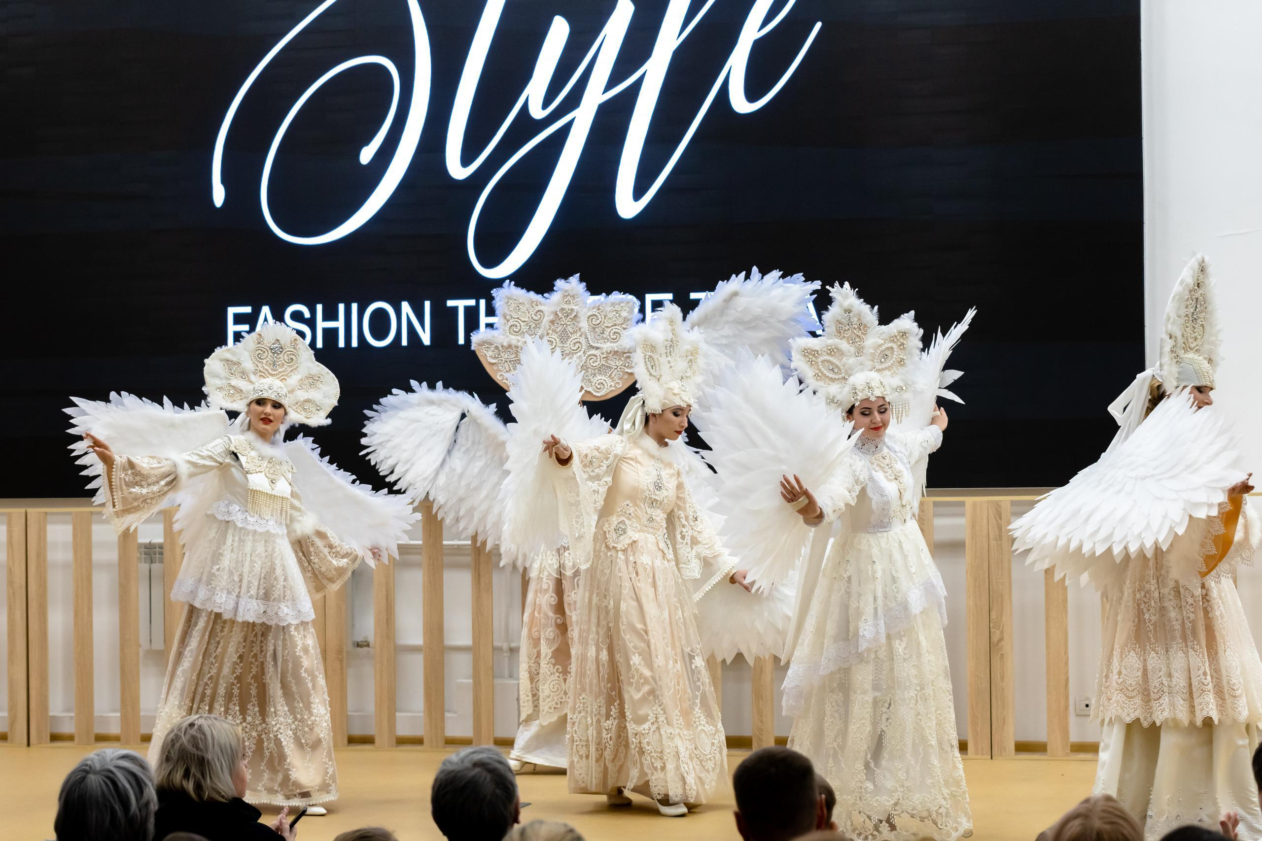 Репортаж 70-200 f2.8 Tamron g2. Показ театр моды «Стиль» («Style» город Тула). Фотограф в Туле Крупский АнДРей. Фотостудия «КАДР71» в Туле