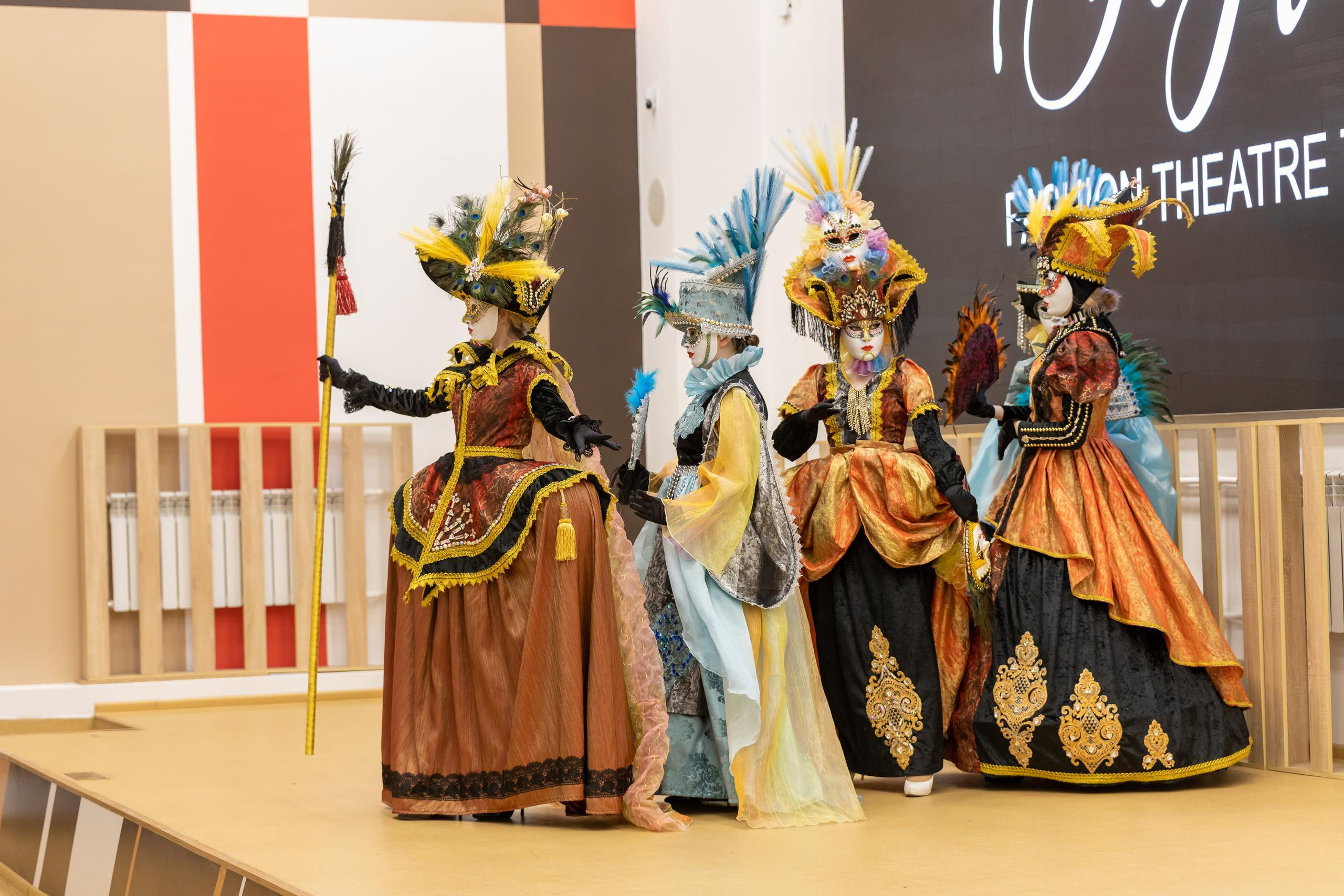 Репортаж 70-200 f2.8 Tamron g2. Показ театр моды «Стиль» («Style» город Тула). Фотограф в Туле Крупский АнДРей. Фотостудия «КАДР71» в Туле