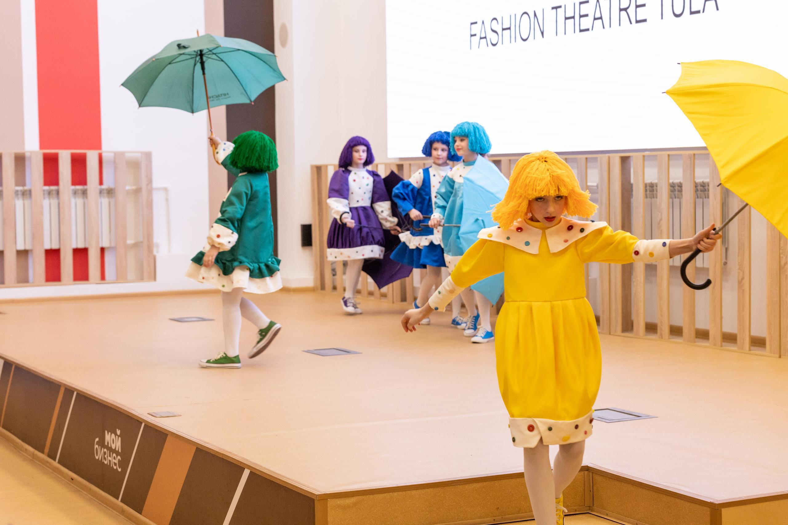 Репортаж 70-200 f2.8 Tamron g2. Показ театр моды «Стиль» («Style» город Тула). Фотограф в Туле Крупский АнДРей. Фотостудия «КАДР71» в Туле