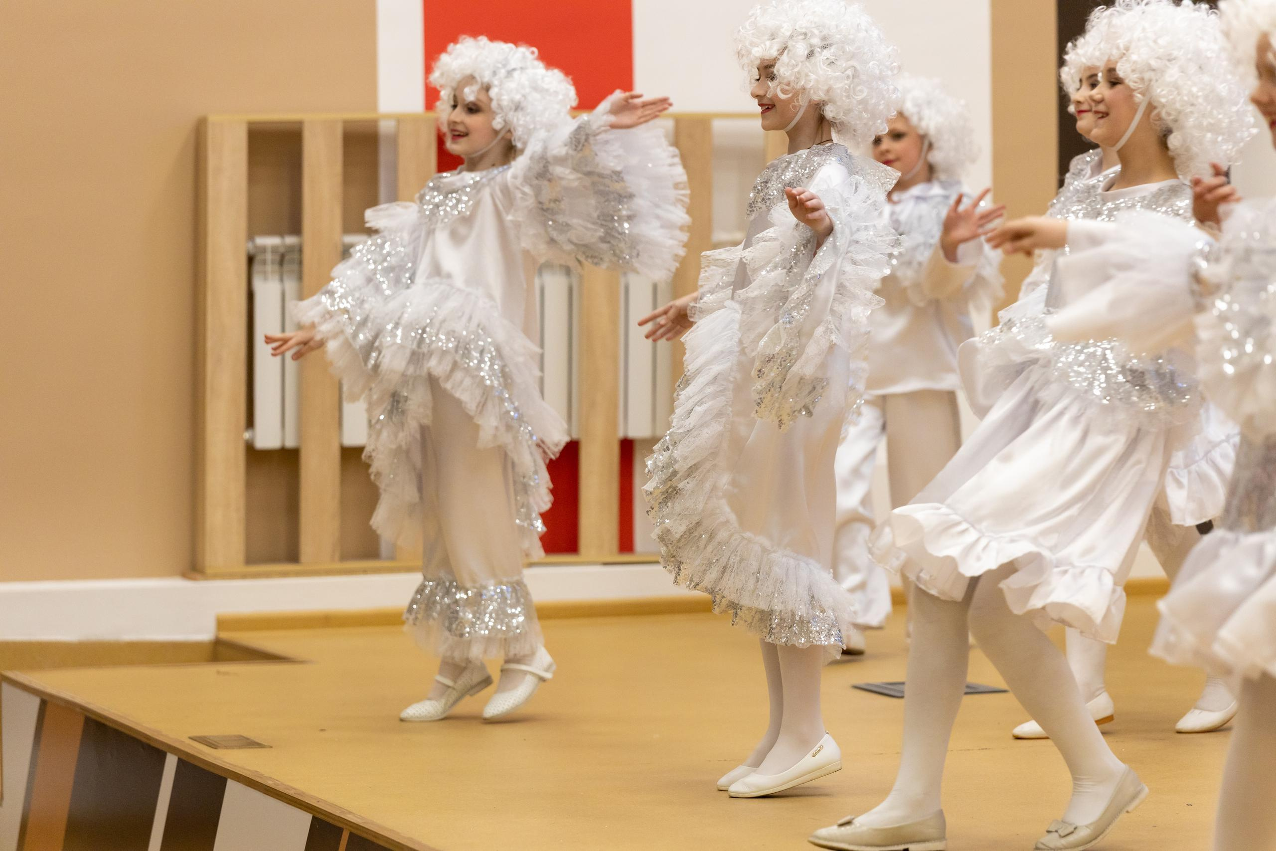 Репортаж 70-200 f2.8 Tamron g2. Показ театр моды «Стиль» («Style» город Тула). Фотограф в Туле Крупский АнДРей. Фотостудия «КАДР71» в Туле