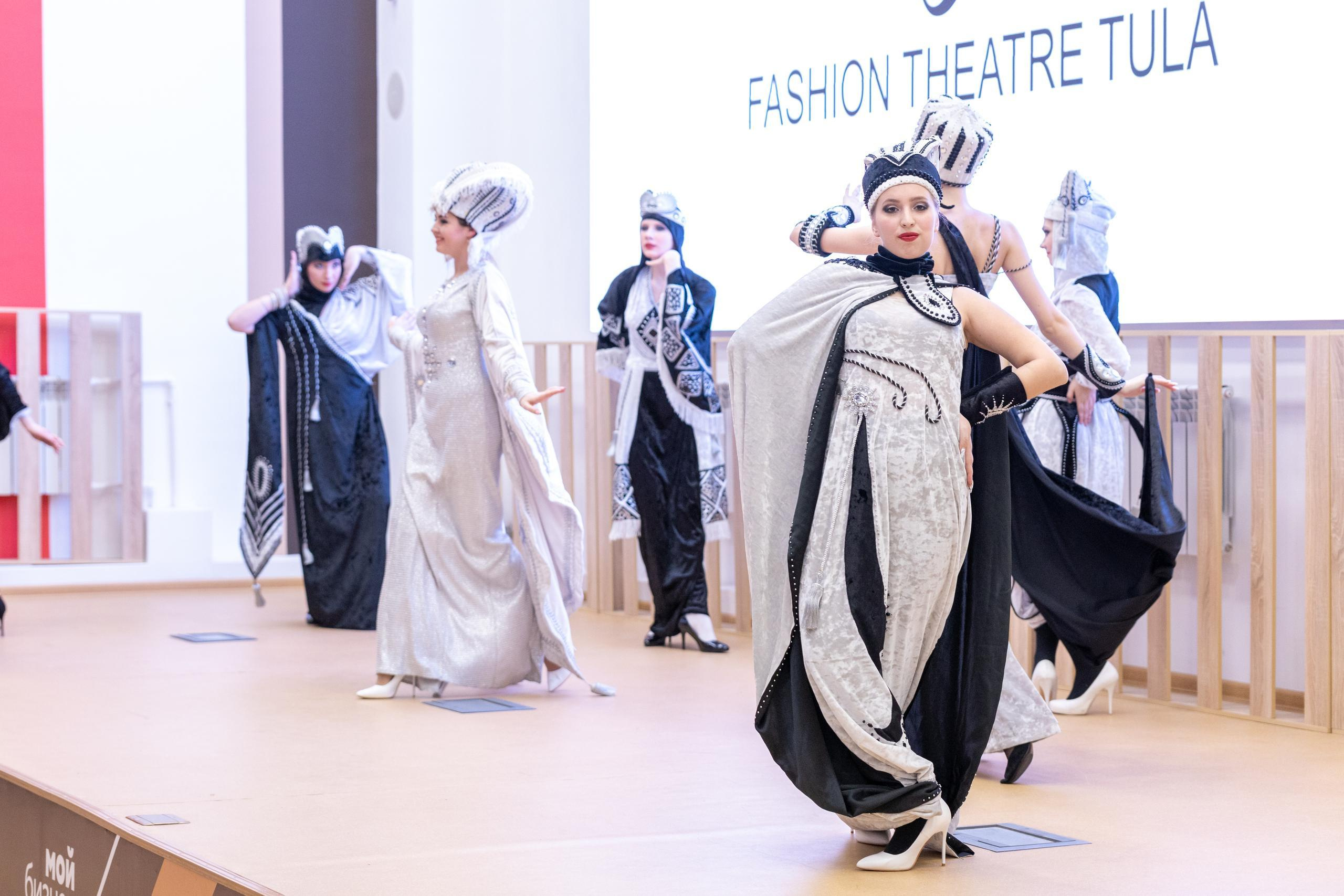 Репортаж 70-200 f2.8 Tamron g2. Показ театр моды «Стиль» («Style» город Тула). Фотограф в Туле Крупский АнДРей. Фотостудия «КАДР71» в Туле