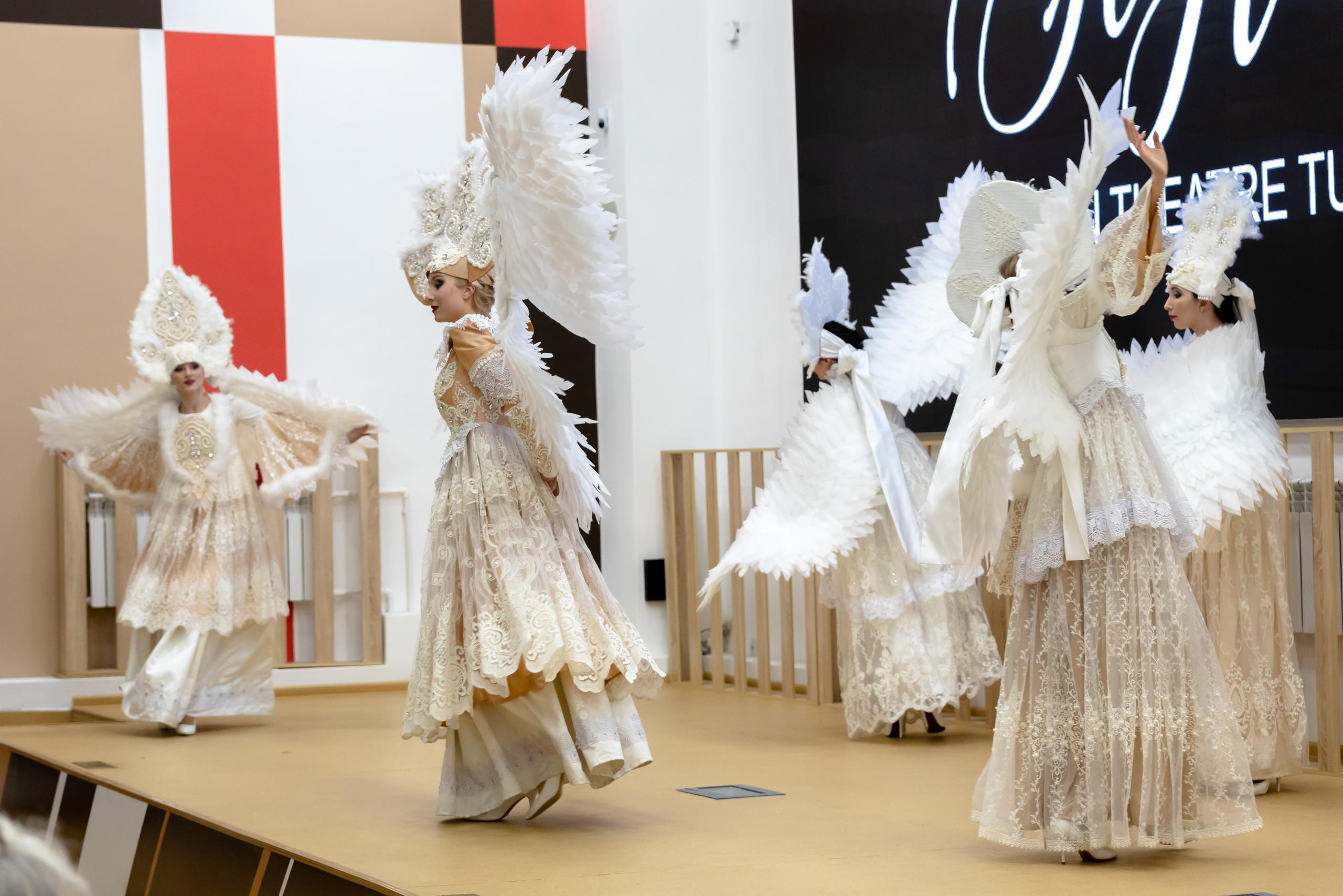 Репортаж 70-200 f2.8 Tamron g2. Показ театр моды «Стиль» («Style» город Тула). Фотограф в Туле Крупский АнДРей. Фотостудия «КАДР71» в Туле