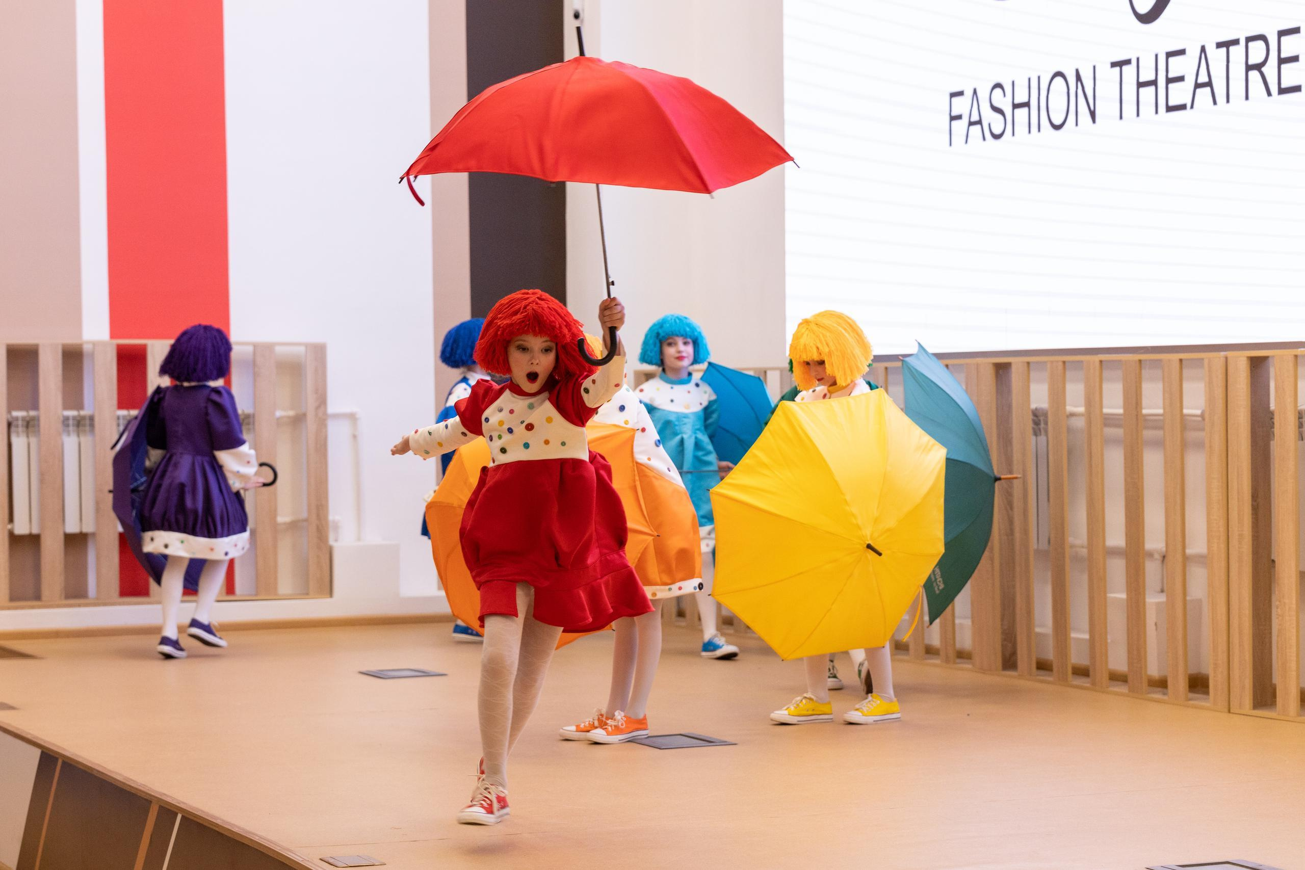 Репортаж 70-200 f2.8 Tamron g2. Показ театр моды «Стиль» («Style» город Тула). Фотограф в Туле Крупский АнДРей. Фотостудия «КАДР71» в Туле