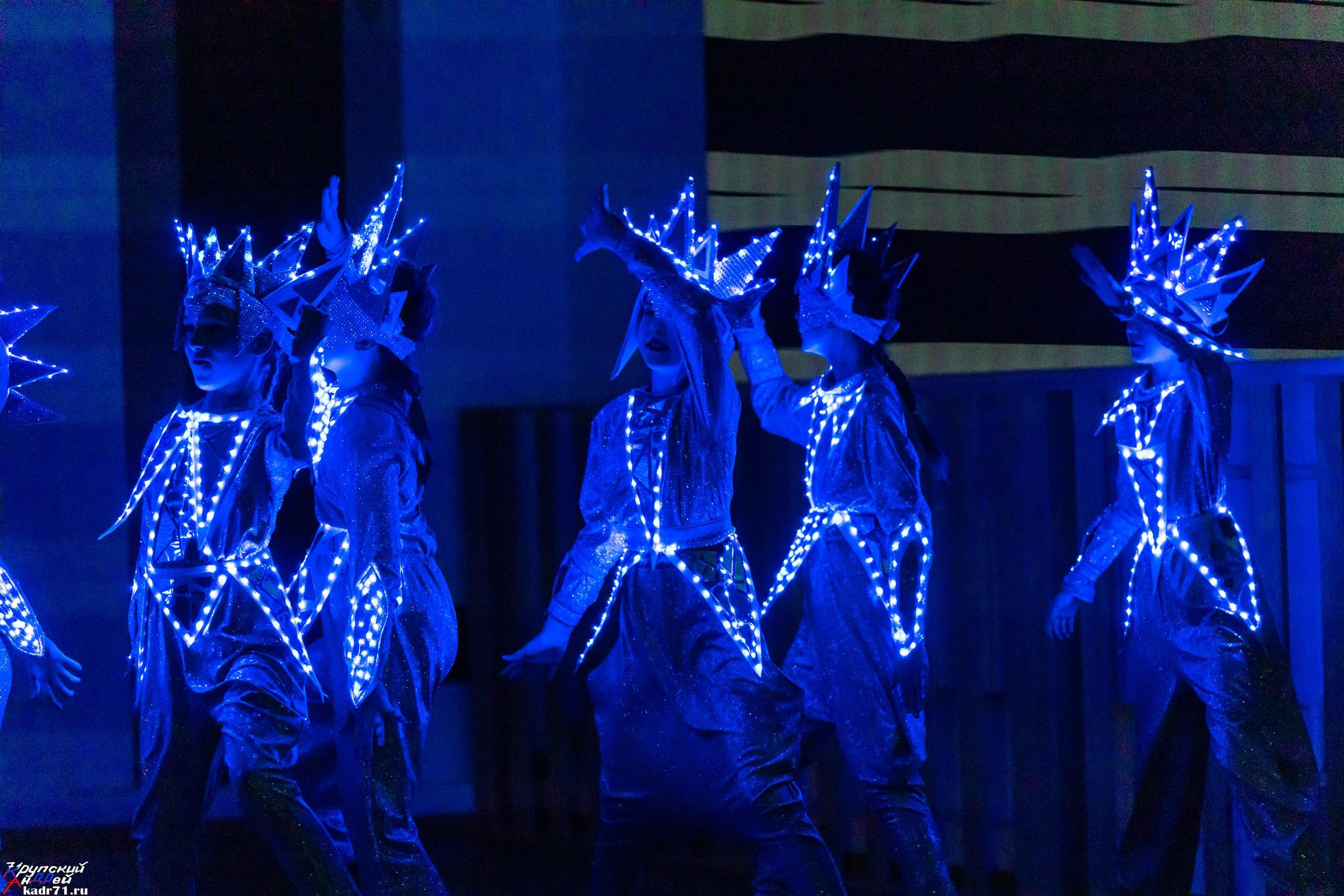 Репортаж 70-200 f2.8 Tamron g2. Показ театр моды «Стиль» («Style» город Тула). Фотограф в Туле Крупский АнДРей. Фотостудия «КАДР71» в Туле