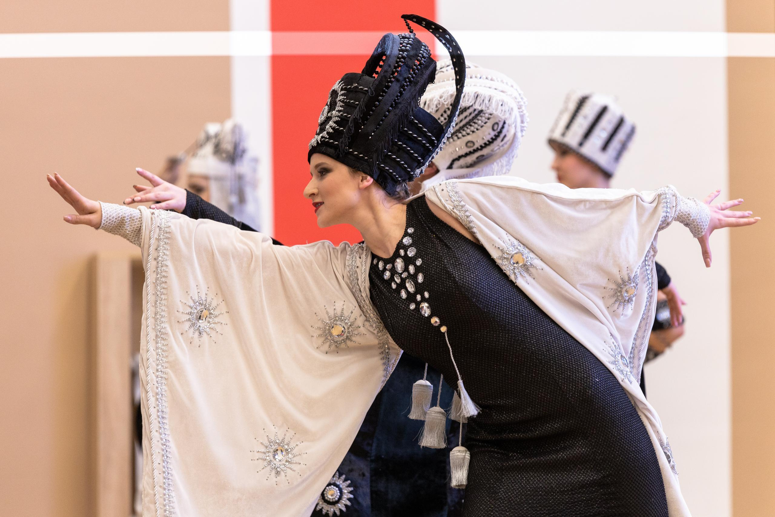 Репортаж 70-200 f2.8 Tamron g2. Показ театр моды «Стиль» («Style» город Тула). Фотограф в Туле Крупский АнДРей. Фотостудия «КАДР71» в Туле