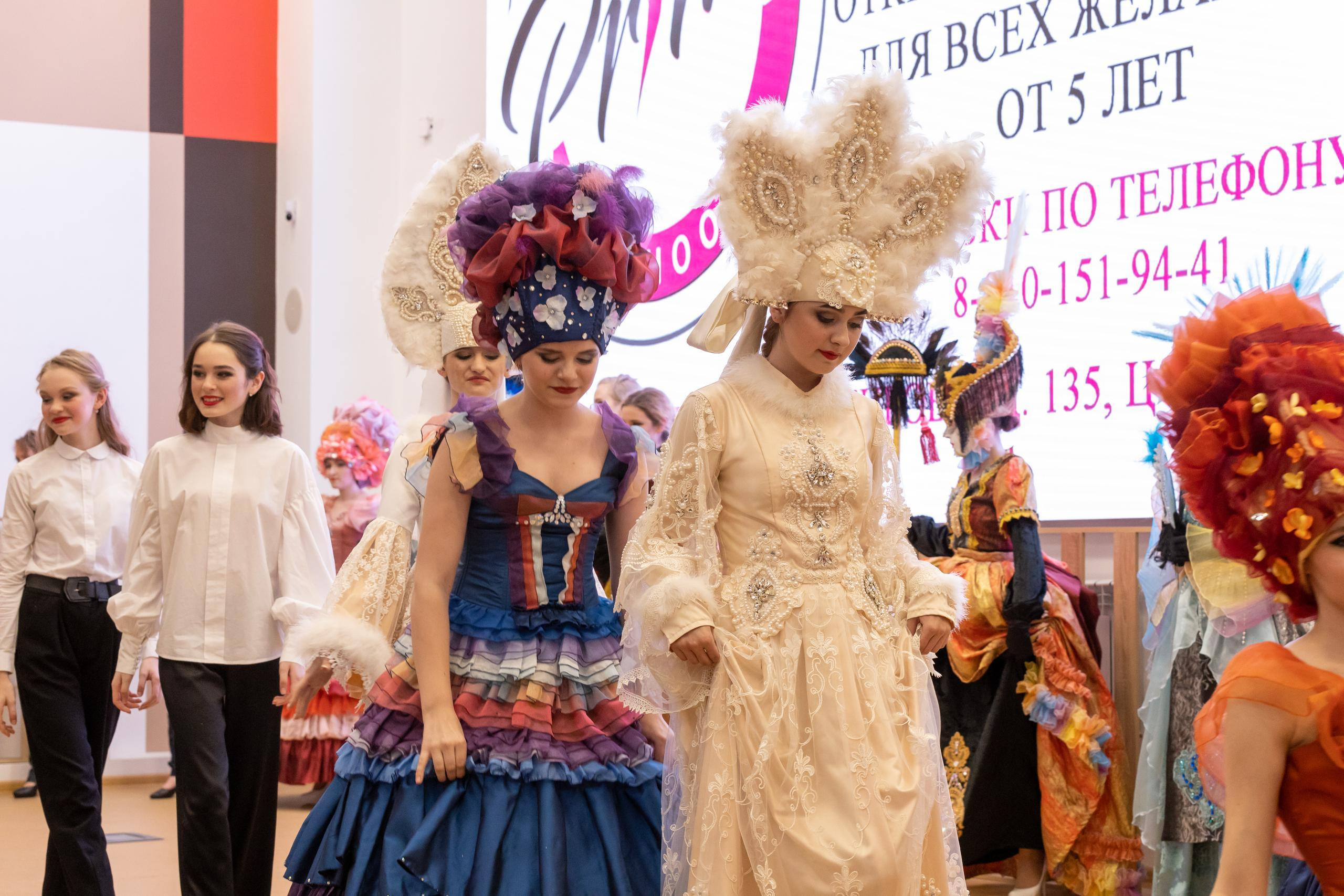 Репортаж 70-200 f2.8 Tamron g2. Показ театр моды «Стиль» («Style» город Тула). Фотограф в Туле Крупский АнДРей. Фотостудия «КАДР71» в Туле