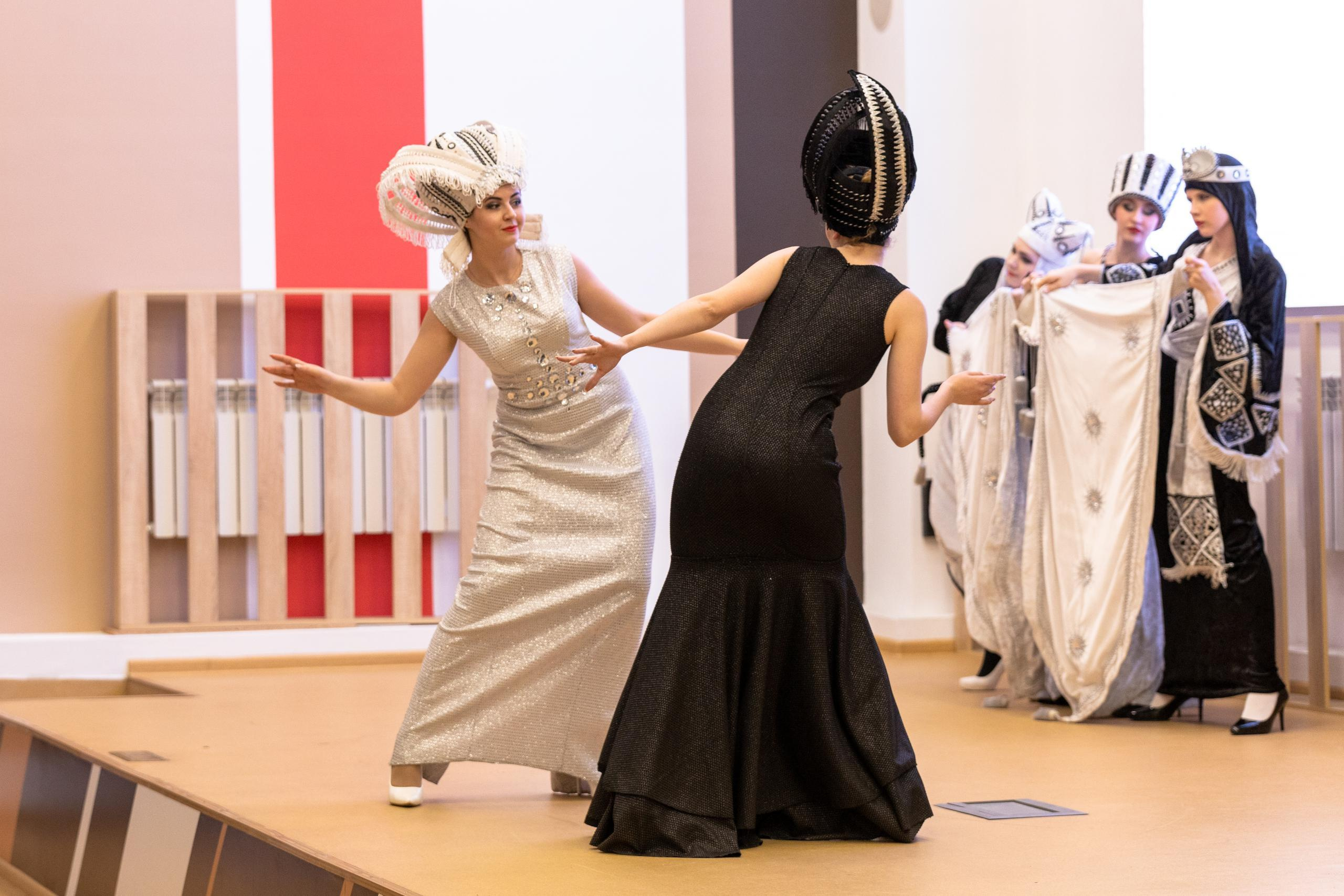 Репортаж 70-200 f2.8 Tamron g2. Показ театр моды «Стиль» («Style» город Тула). Фотограф в Туле Крупский АнДРей. Фотостудия «КАДР71» в Туле