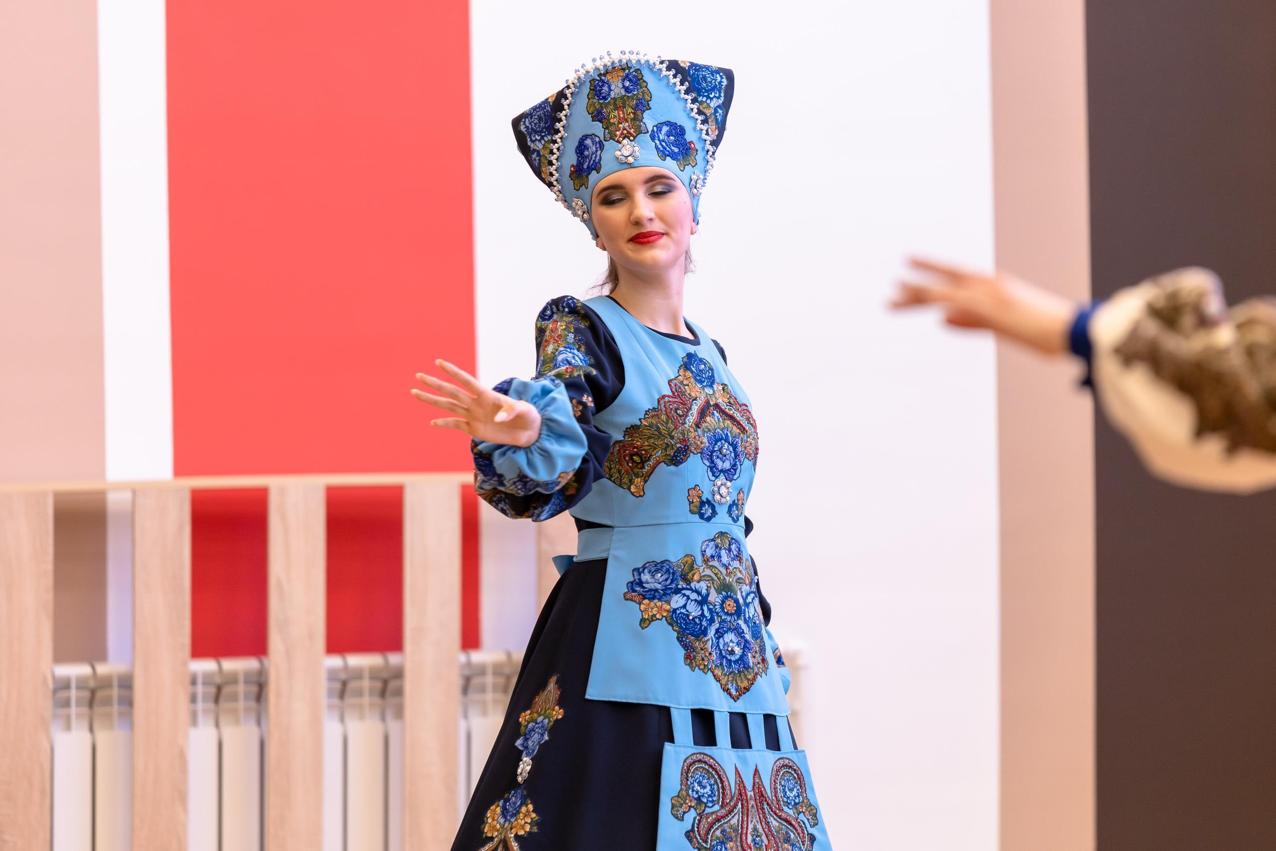 Репортаж 70-200 f2.8 Tamron g2. Показ театр моды «Стиль» («Style» город Тула). Фотограф в Туле Крупский АнДРей. Фотостудия «КАДР71» в Туле