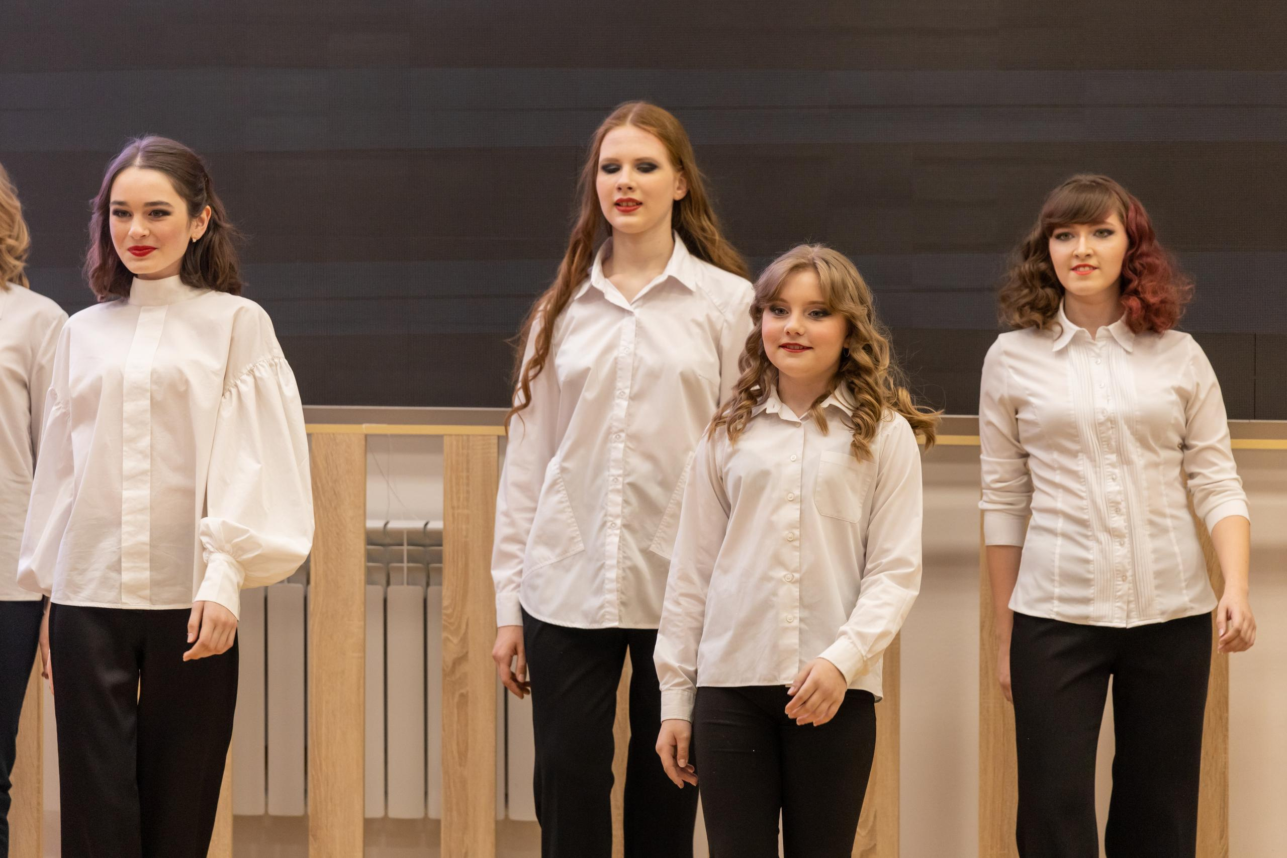 Репортаж 70-200 f2.8 Tamron g2. Показ театр моды «Стиль» («Style» город Тула). Фотограф в Туле Крупский АнДРей. Фотостудия «КАДР71» в Туле