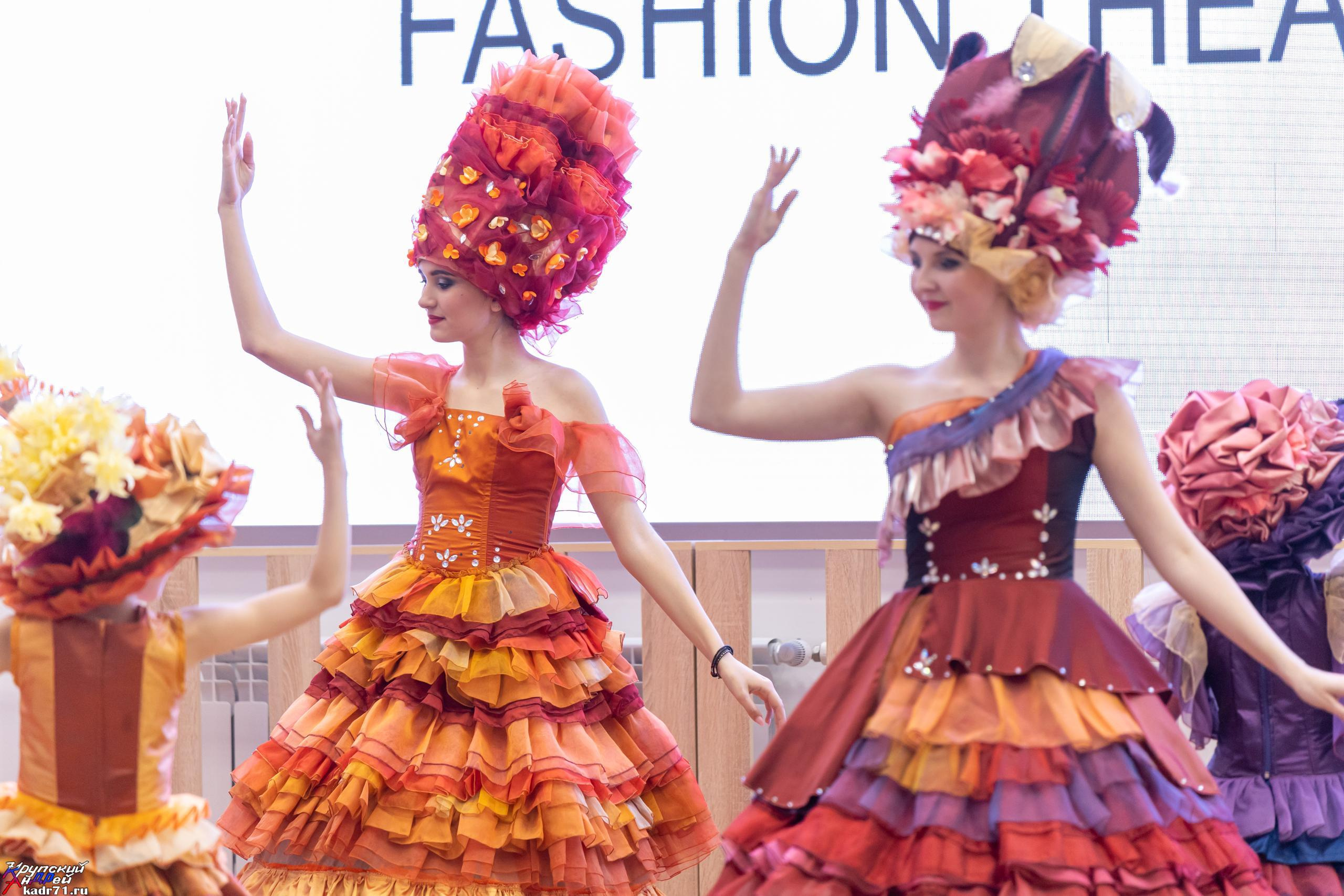 Репортаж 70-200 f2.8 Tamron g2. Показ театр моды «Стиль» («Style» город Тула). Фотограф в Туле Крупский АнДРей. Фотостудия «КАДР71» в Туле