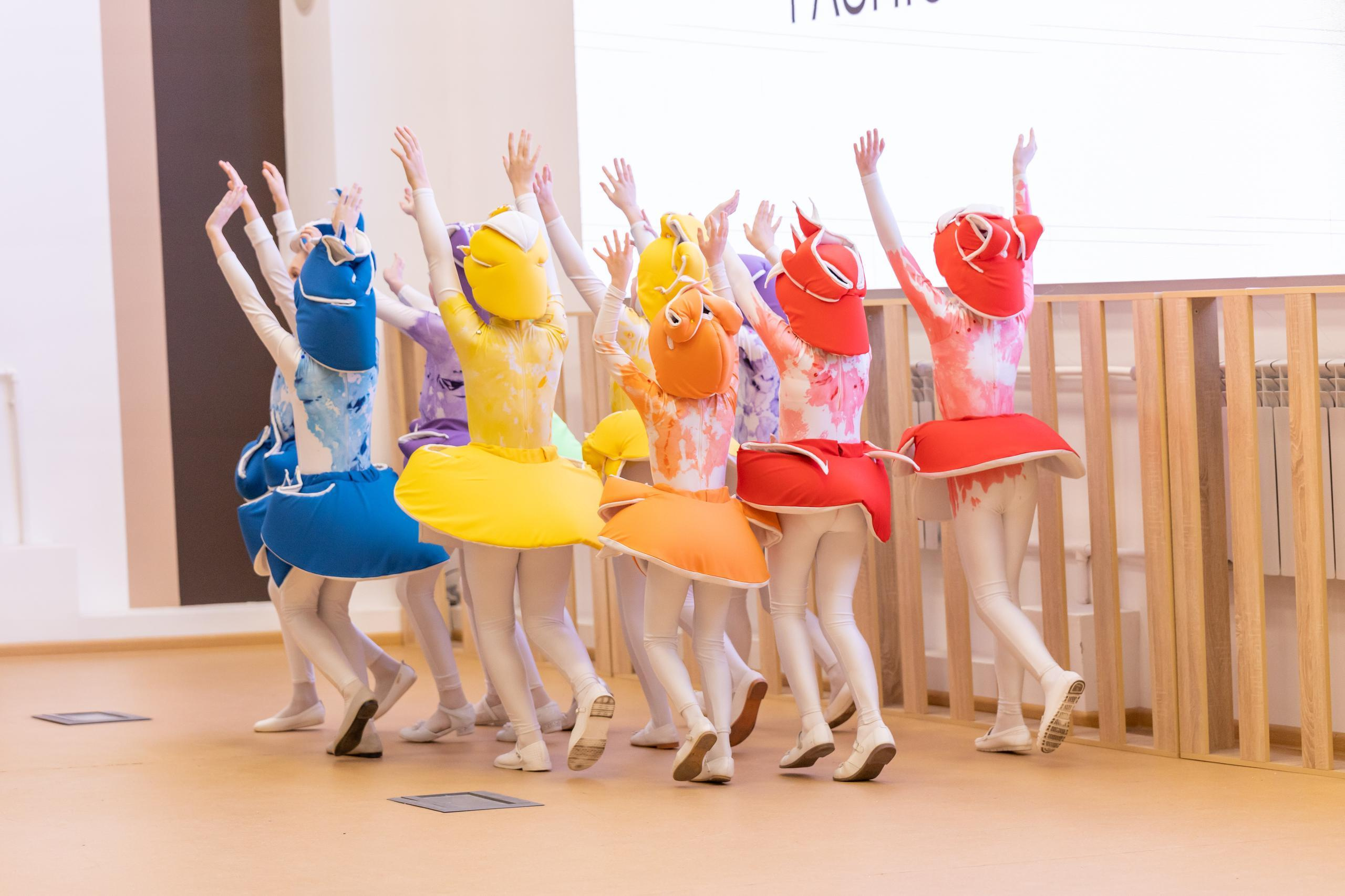 Репортаж 70-200 f2.8 Tamron g2. Показ театр моды «Стиль» («Style» город Тула). Фотограф в Туле Крупский АнДРей. Фотостудия «КАДР71» в Туле