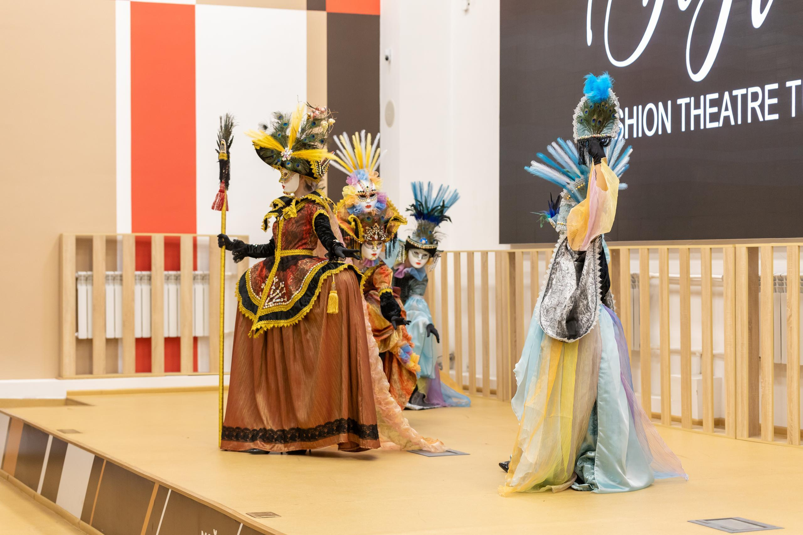 Репортаж 70-200 f2.8 Tamron g2. Показ театр моды «Стиль» («Style» город Тула). Фотограф в Туле Крупский АнДРей. Фотостудия «КАДР71» в Туле