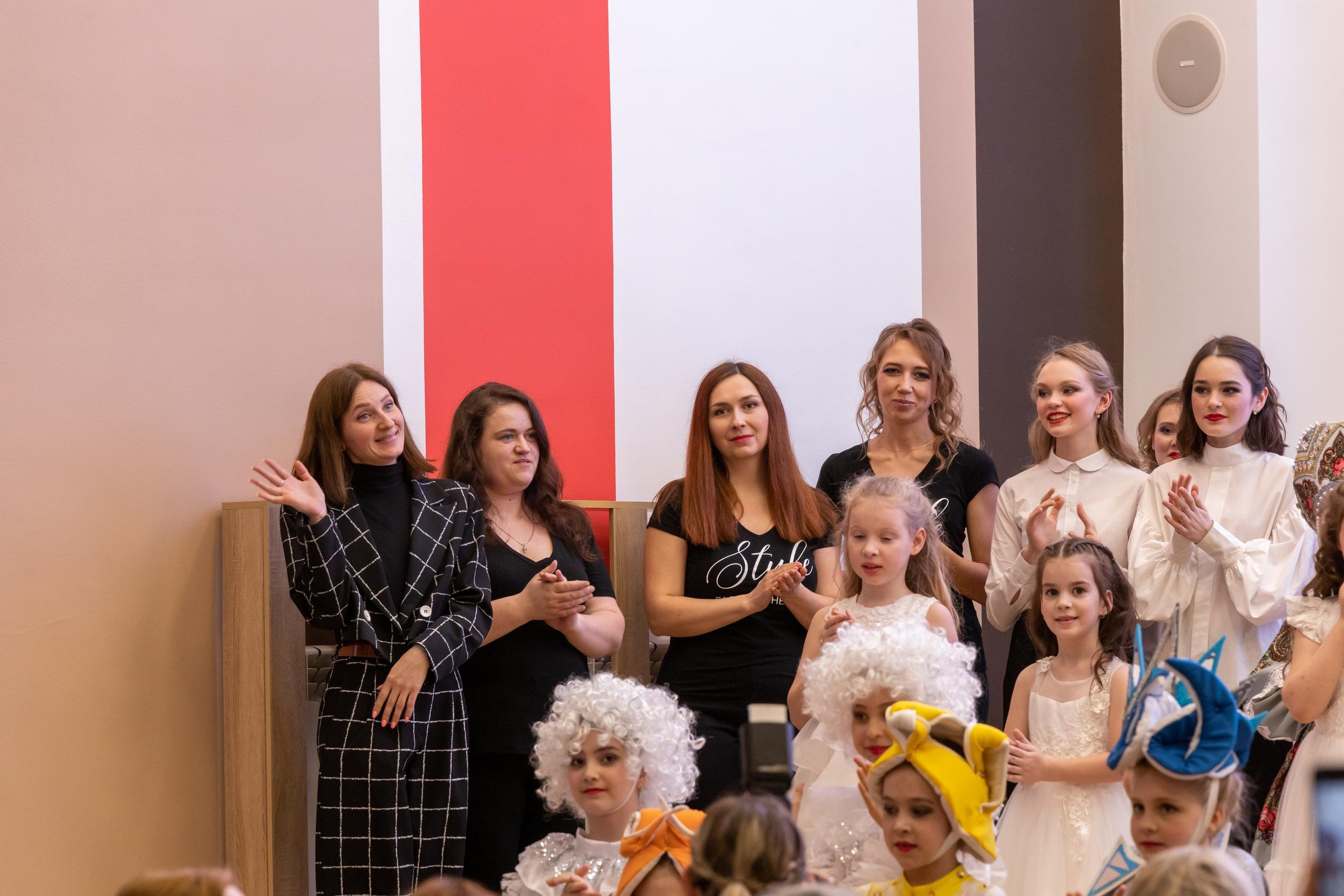 Репортаж 70-200 f2.8 Tamron g2. Показ театр моды «Стиль» («Style» город Тула). Фотограф в Туле Крупский АнДРей. Фотостудия «КАДР71» в Туле