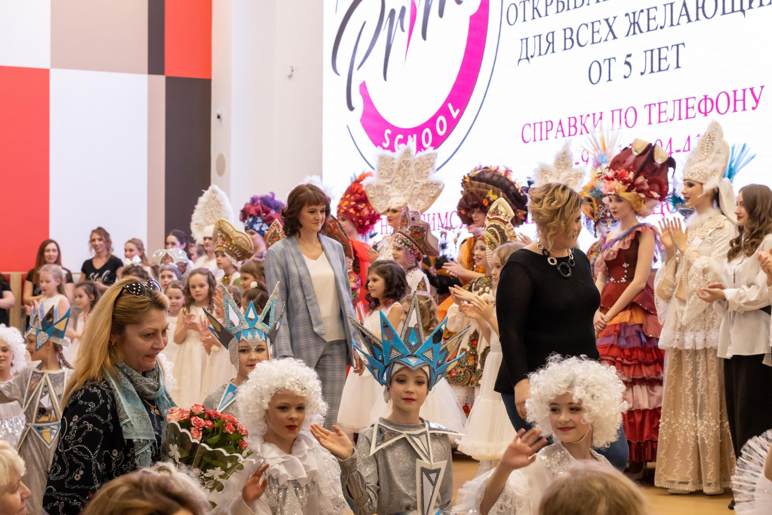 Репортаж 70-200 f2.8 Tamron g2. Показ театр моды «Стиль» («Style» город Тула). Фотограф в Туле Крупский АнДРей. Фотостудия «КАДР71» в Туле