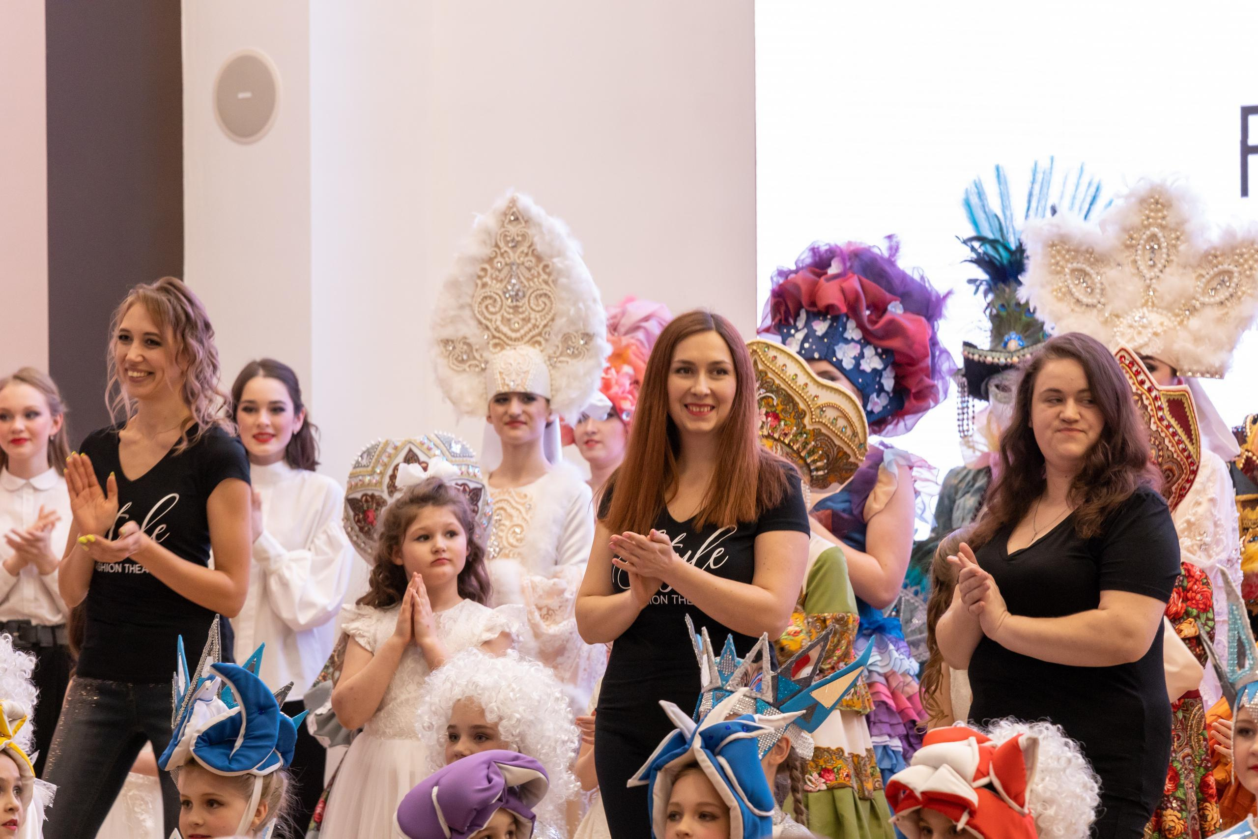 Репортаж 70-200 f2.8 Tamron g2. Показ театр моды «Стиль» («Style» город Тула). Фотограф в Туле Крупский АнДРей. Фотостудия «КАДР71» в Туле