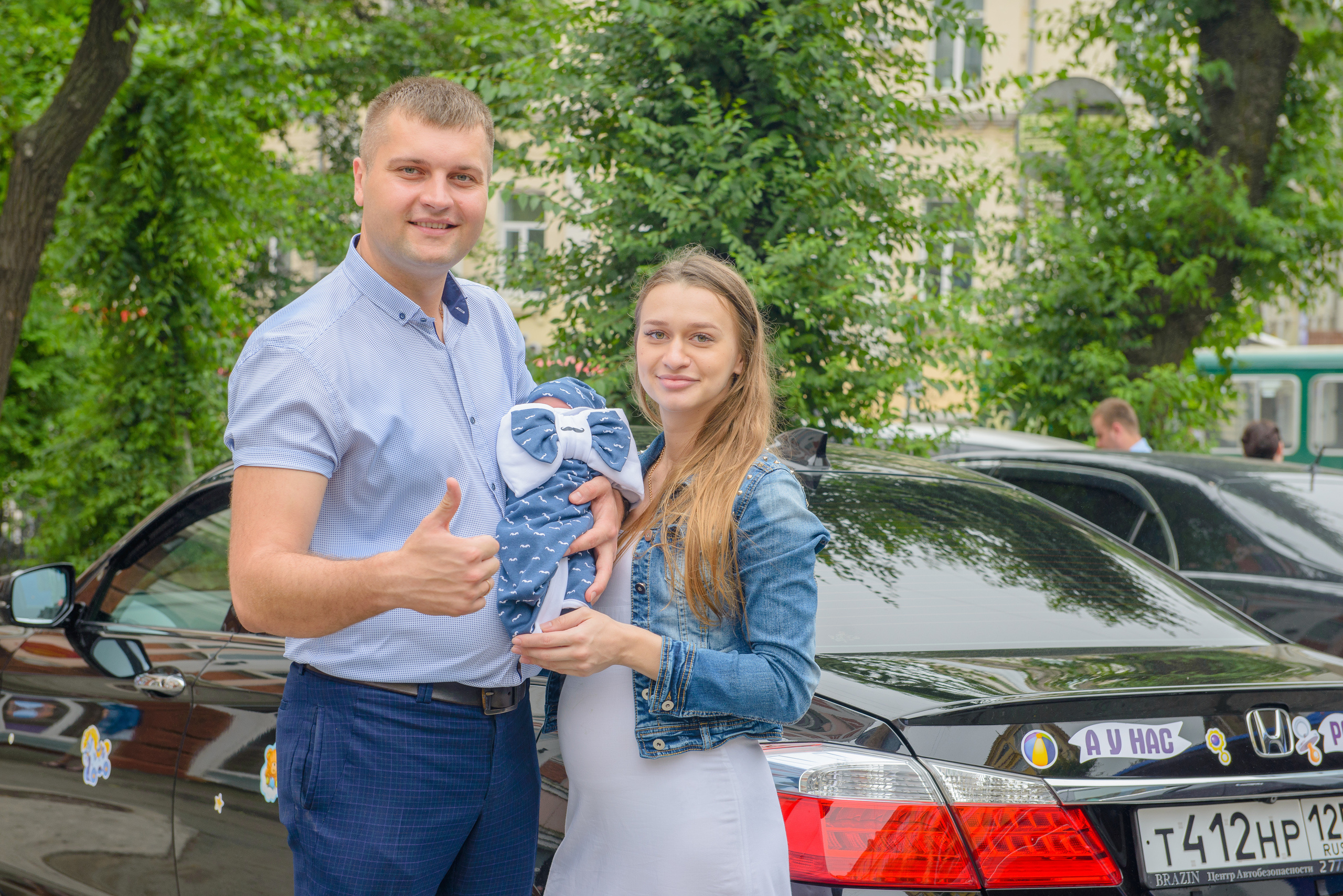 Выписка Жени и Максима. 4 роддом. Семейный и свадебный фотограф во Владивостоке